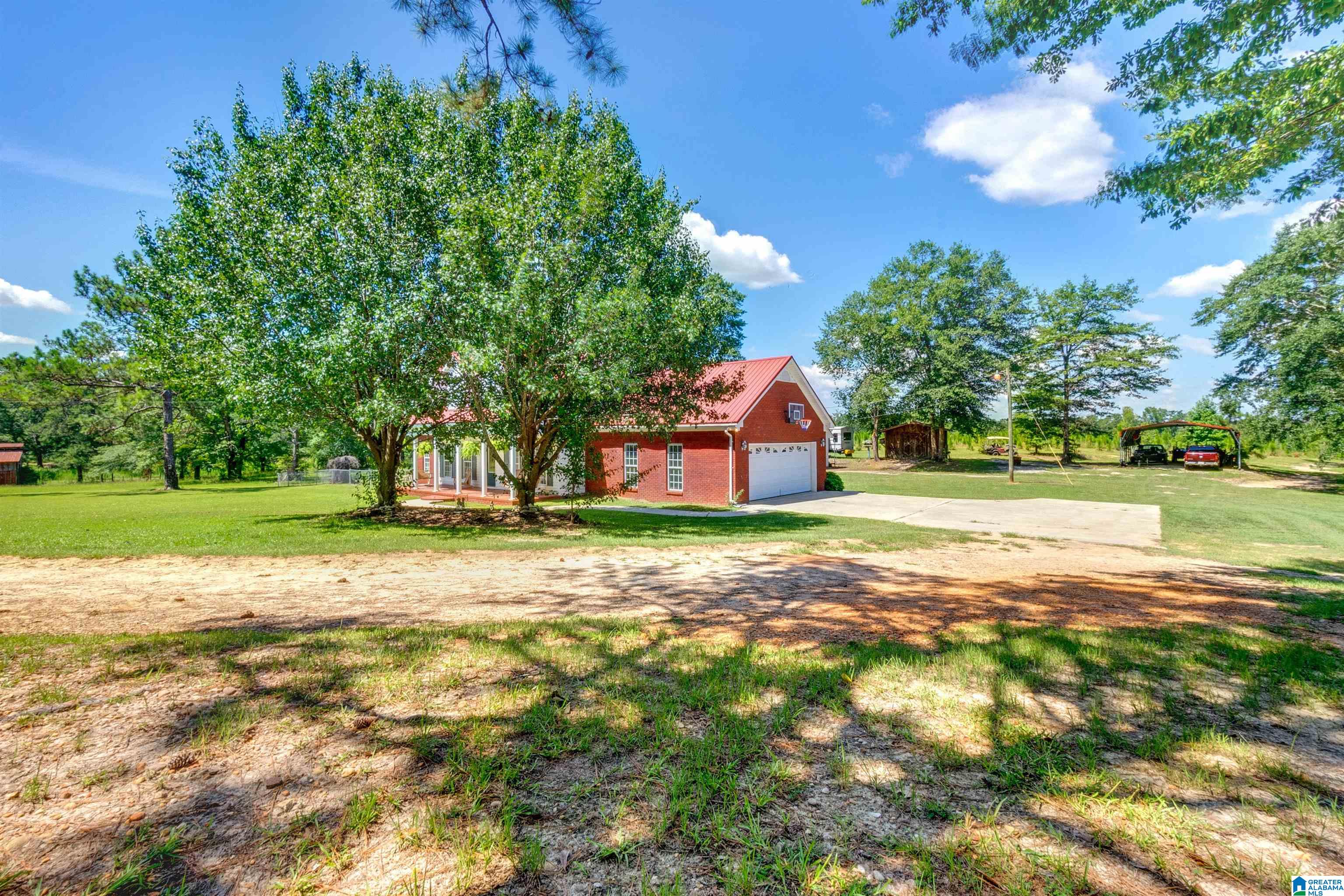 1495 Us Highway 31 Property Photo 5