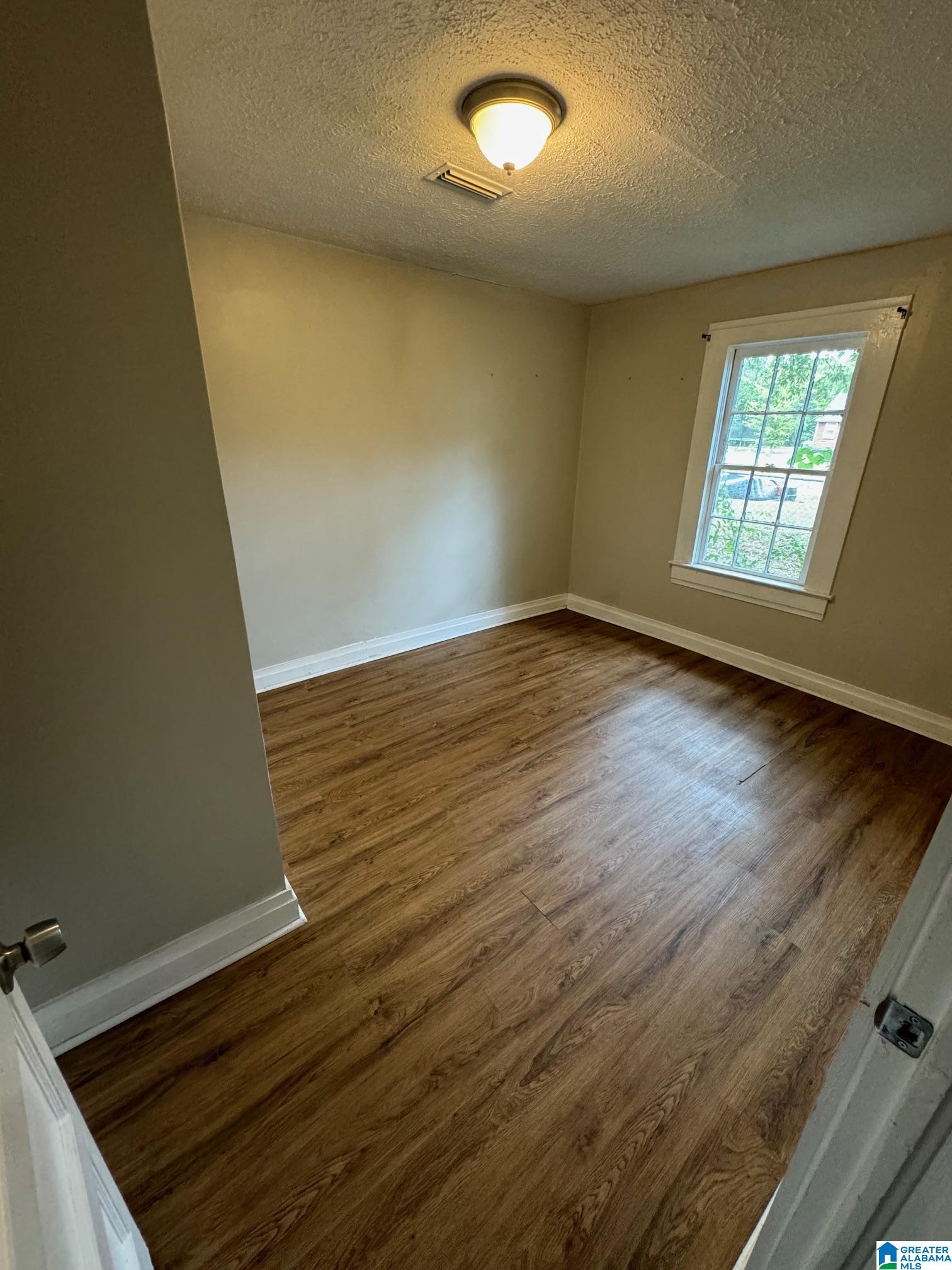 616 Eastwood Avenue Property Photo 13