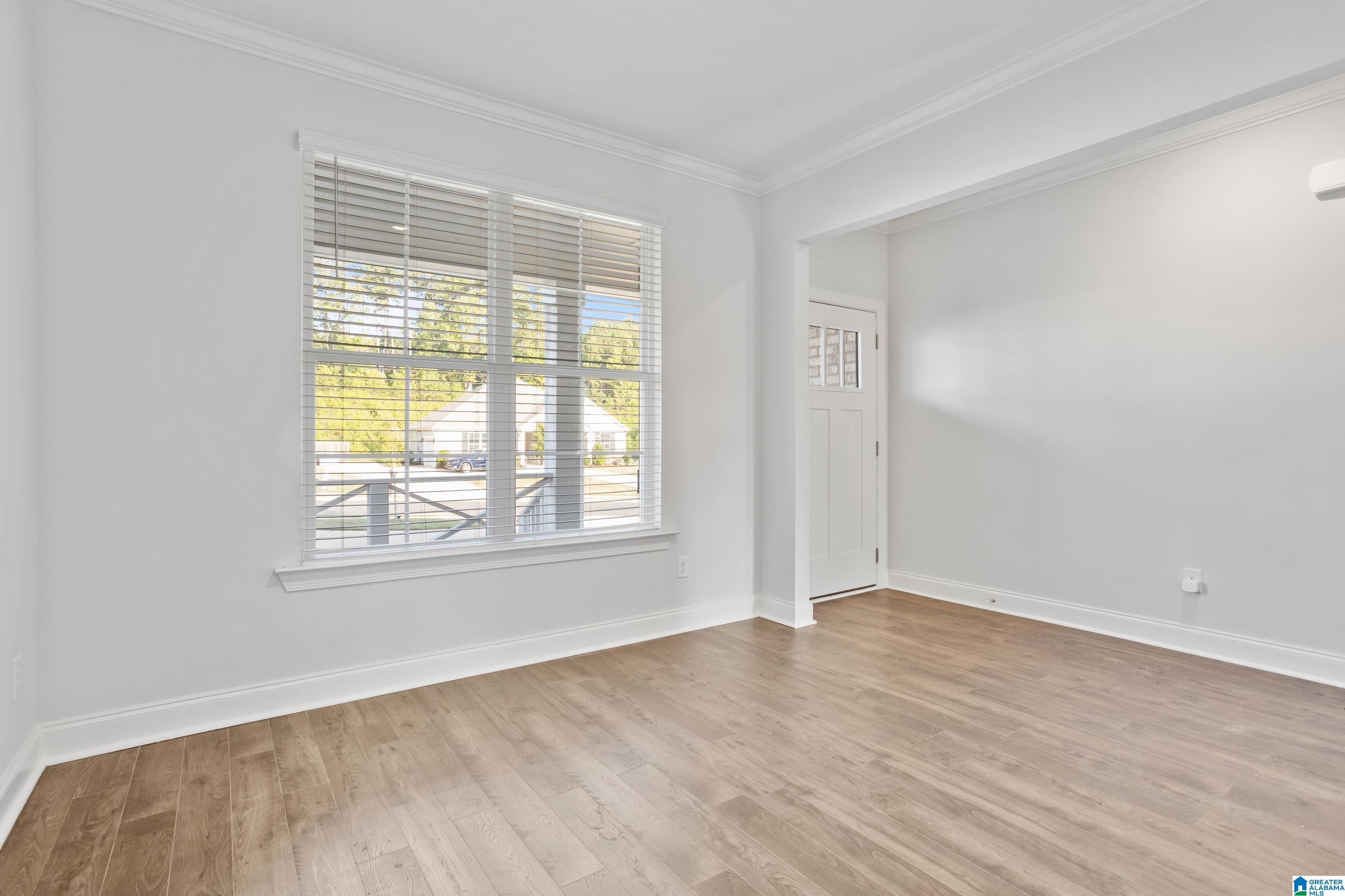 6379 Winslow Parc Way Property Photo 8