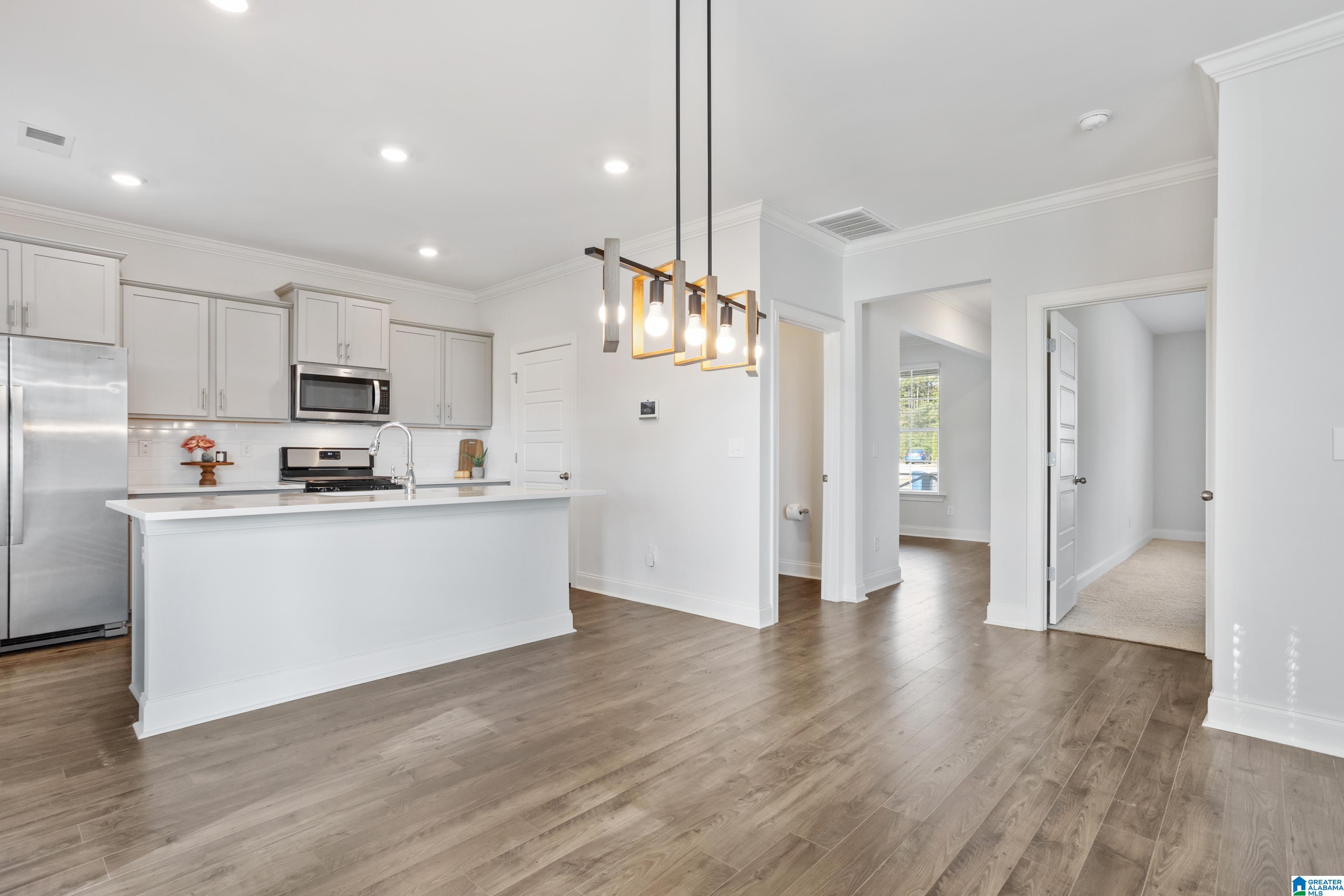 6379 Winslow Parc Way Property Photo 9