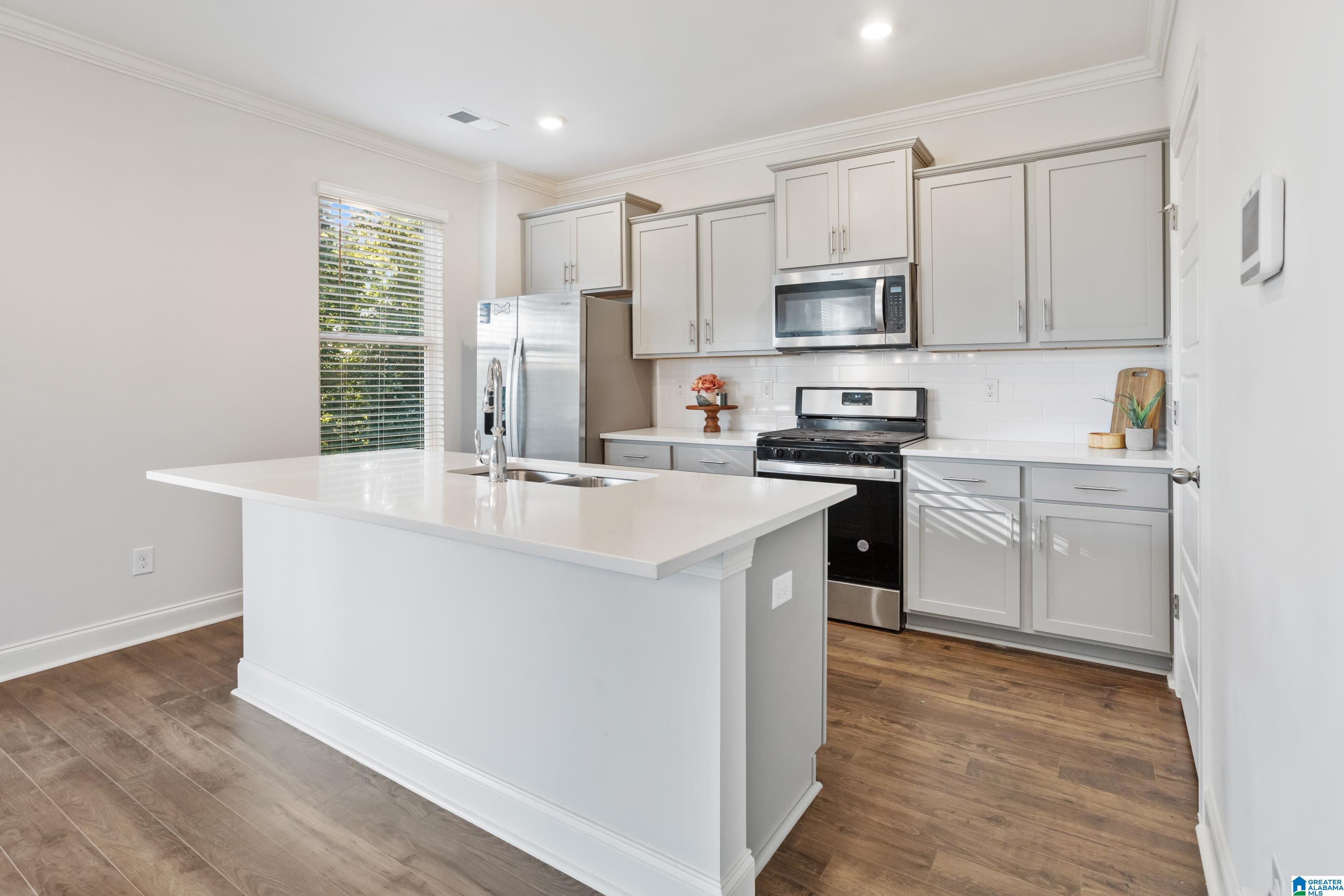 6379 Winslow Parc Way Property Photo 13