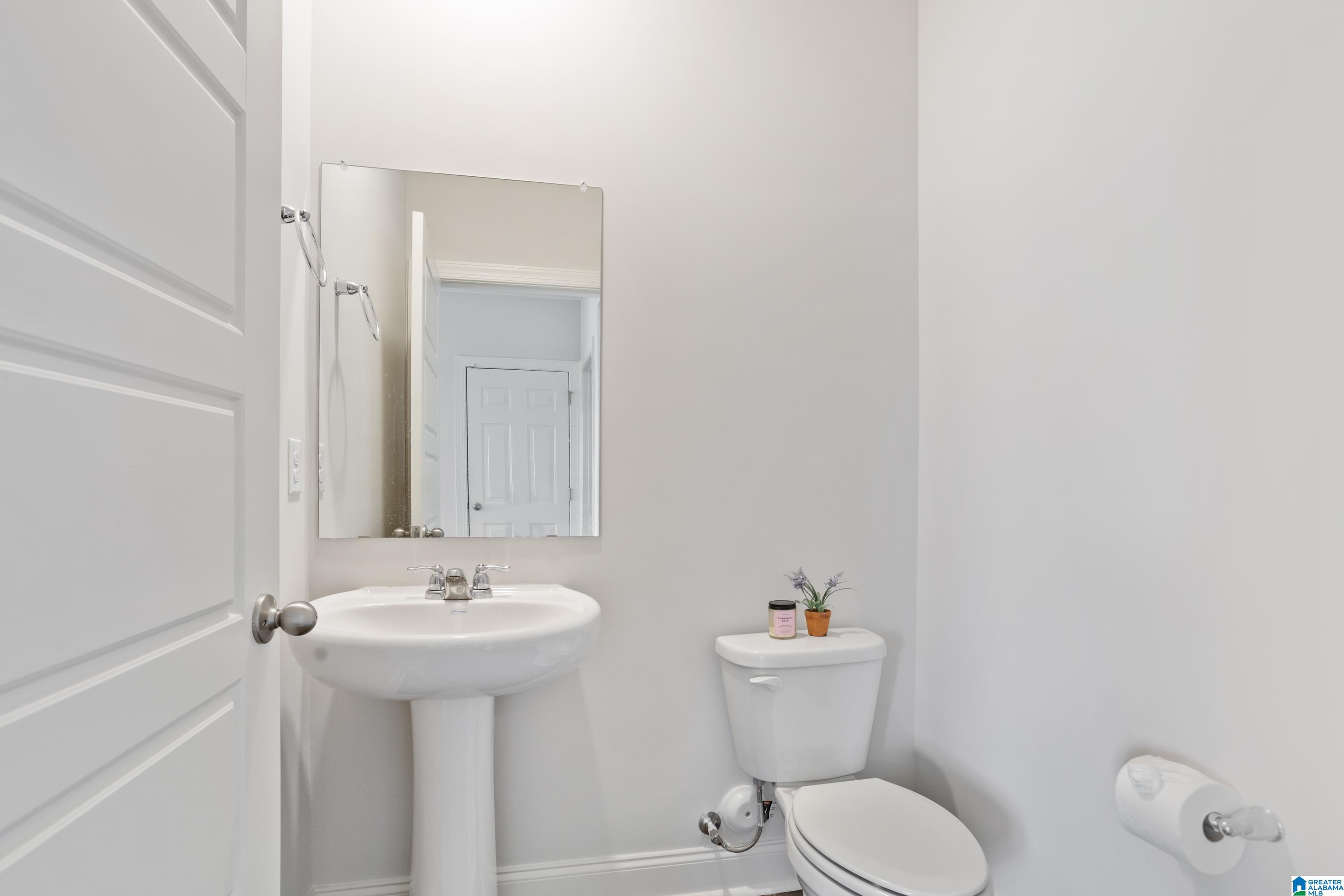 6379 Winslow Parc Way Property Photo 17