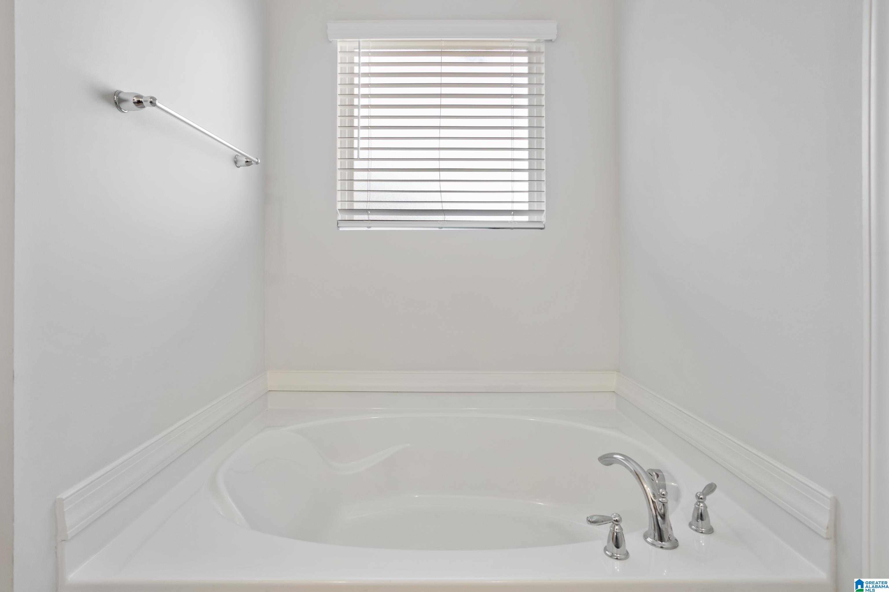 6379 Winslow Parc Way Property Photo 37
