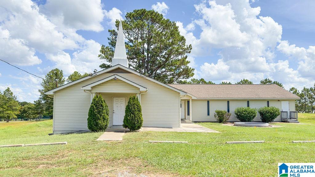 610 Dennis Street Property Photo 1