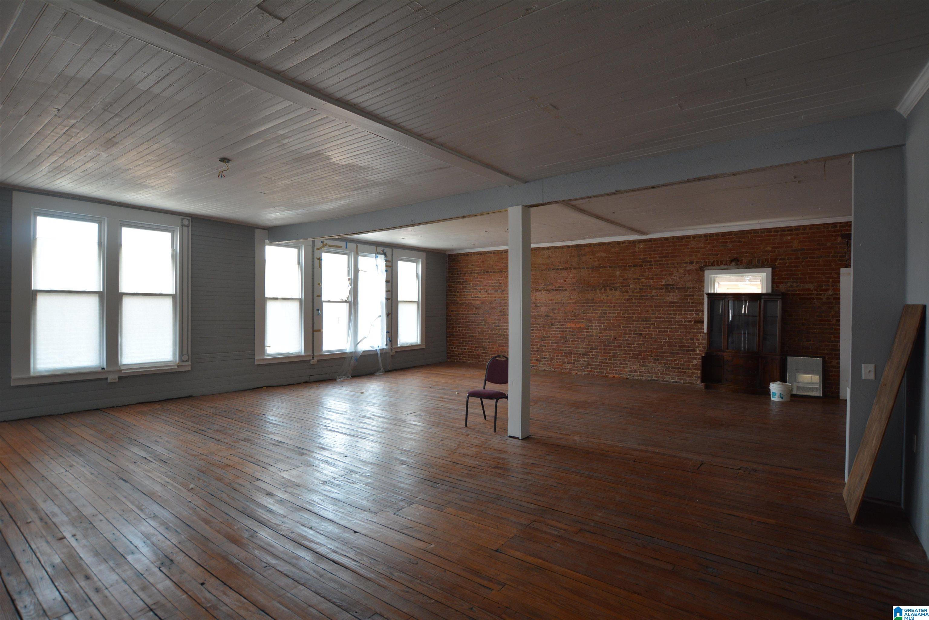 1230 Noble Street Property Photo 15