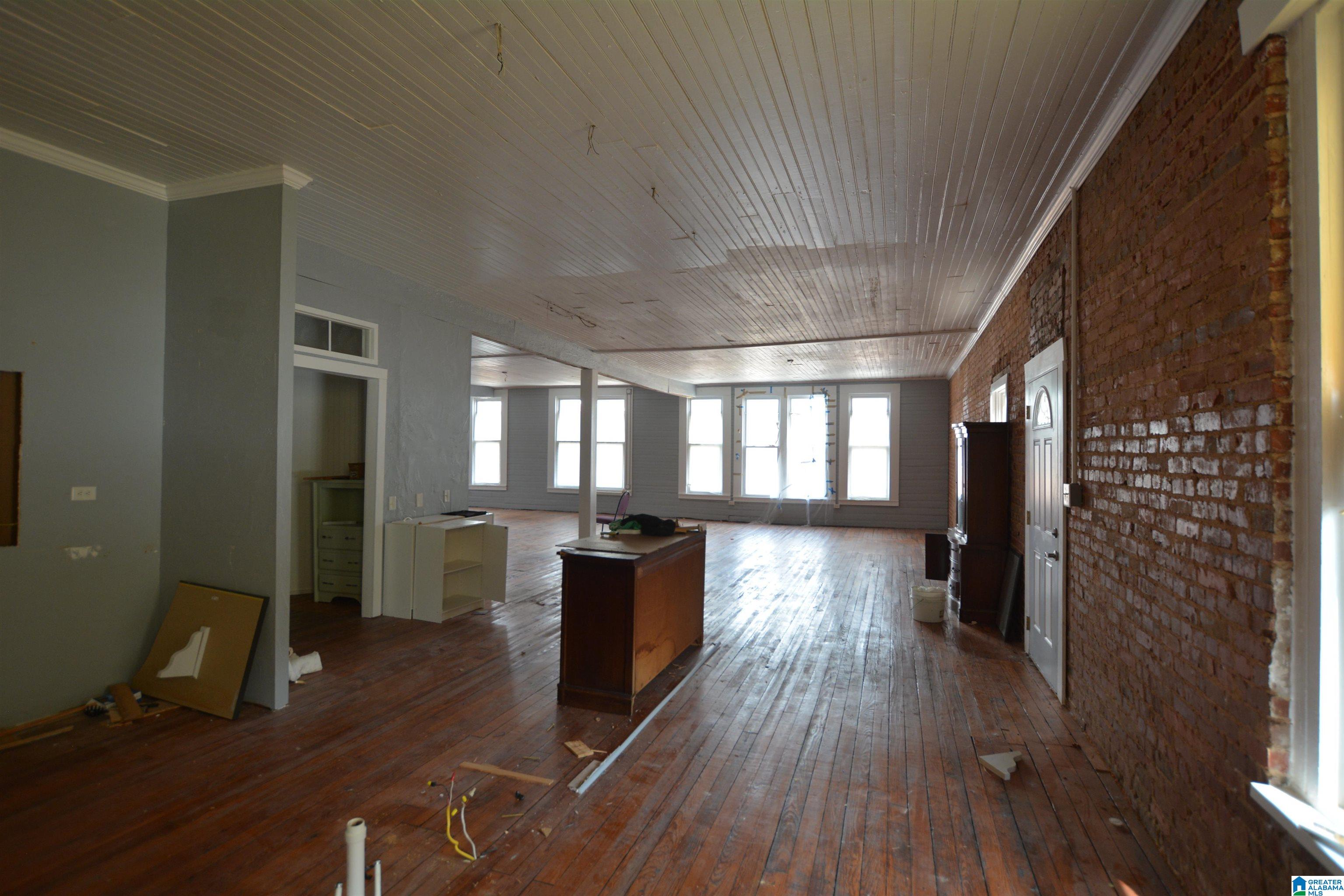 1230 Noble Street Property Photo 16