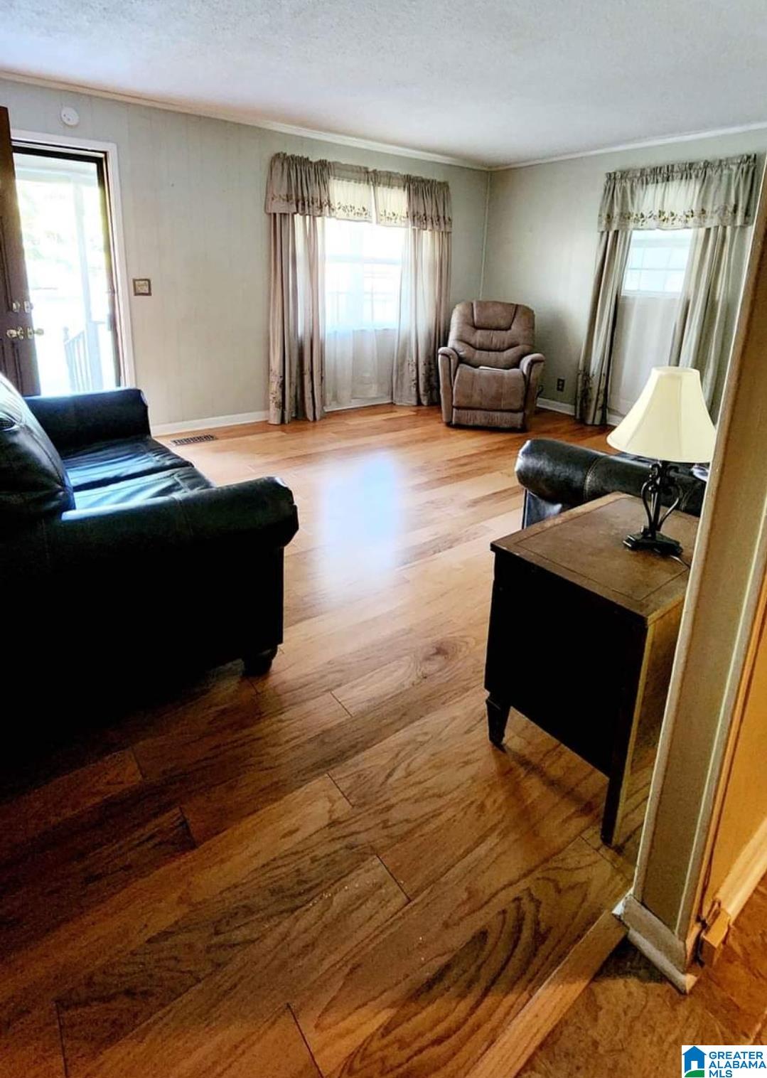 304 Linda Warren Circle Ne Property Photo 4