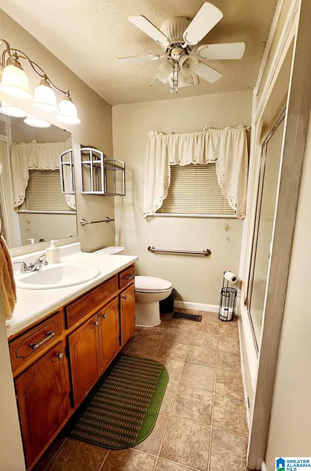 304 Linda Warren Circle Ne Property Photo 8