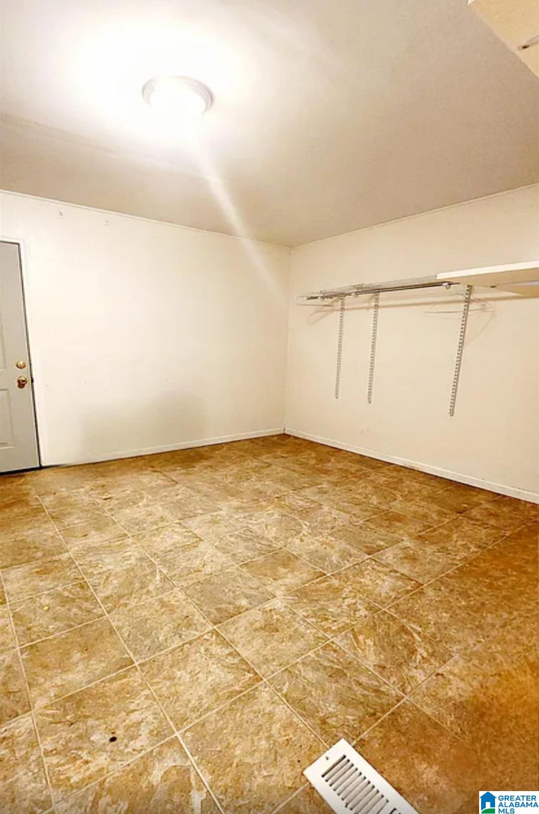 304 Linda Warren Circle Ne Property Photo 12