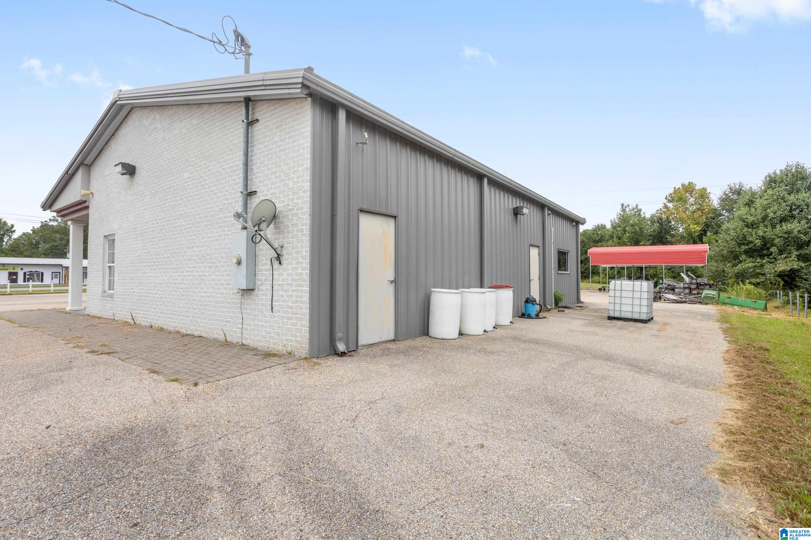 1674 7th Street S Property Photo 8
