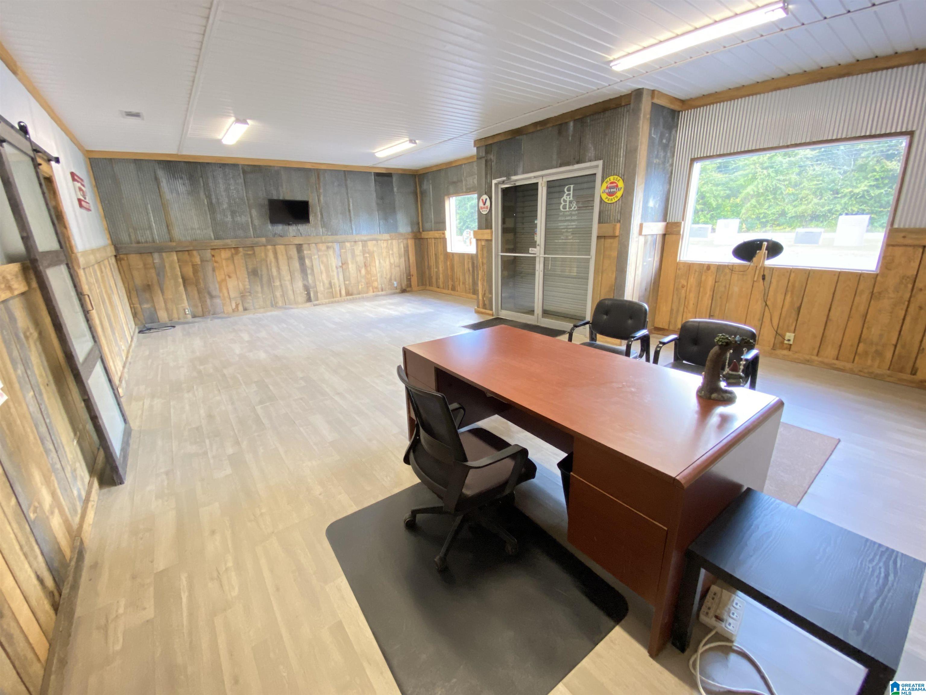 100 Fant Drive Property Photo 17