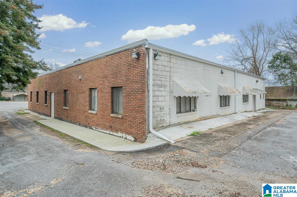 108 Brooklane Drive Property Photo 3
