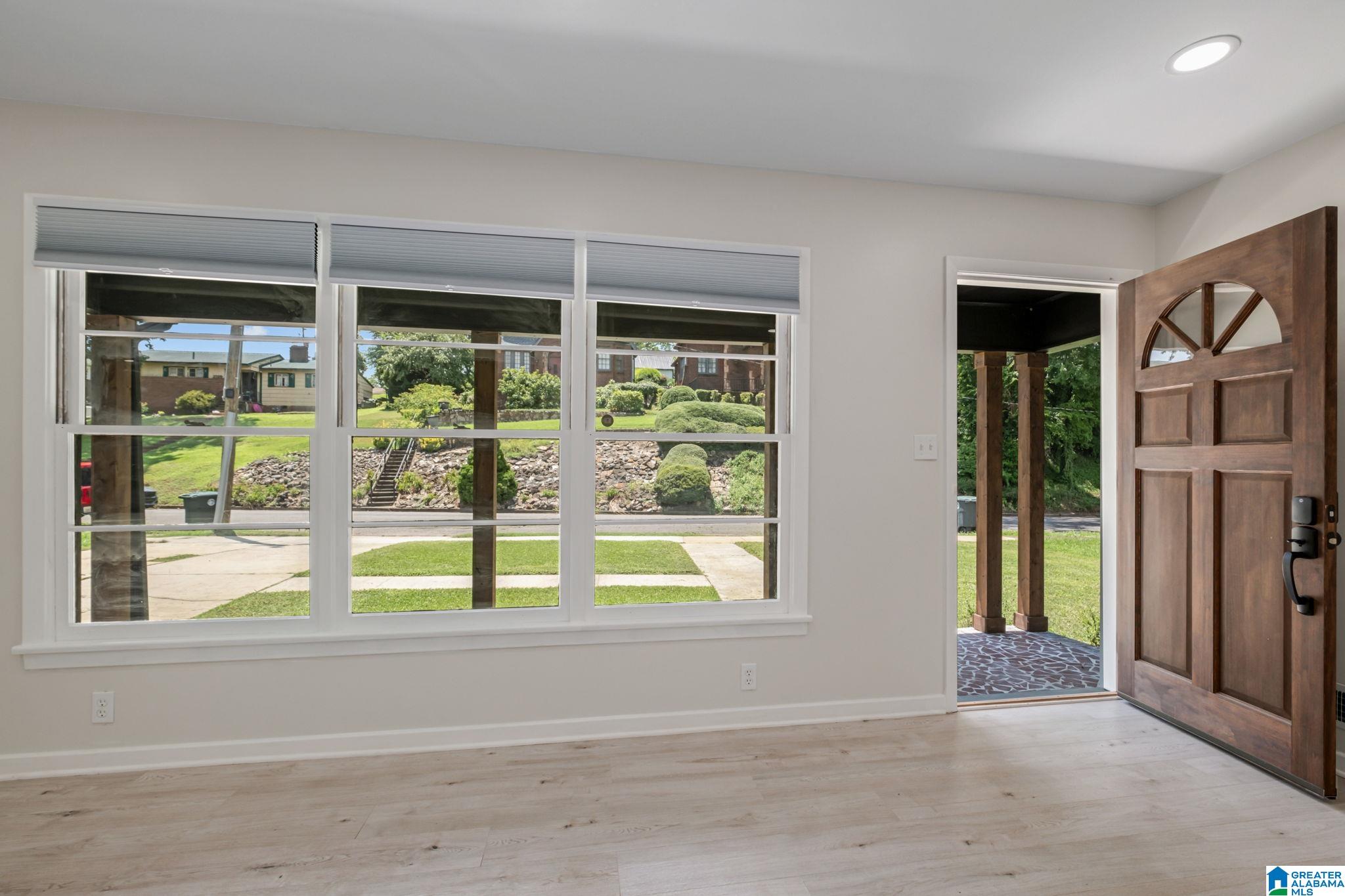 2720 20th Place Ensley Property Photo 3