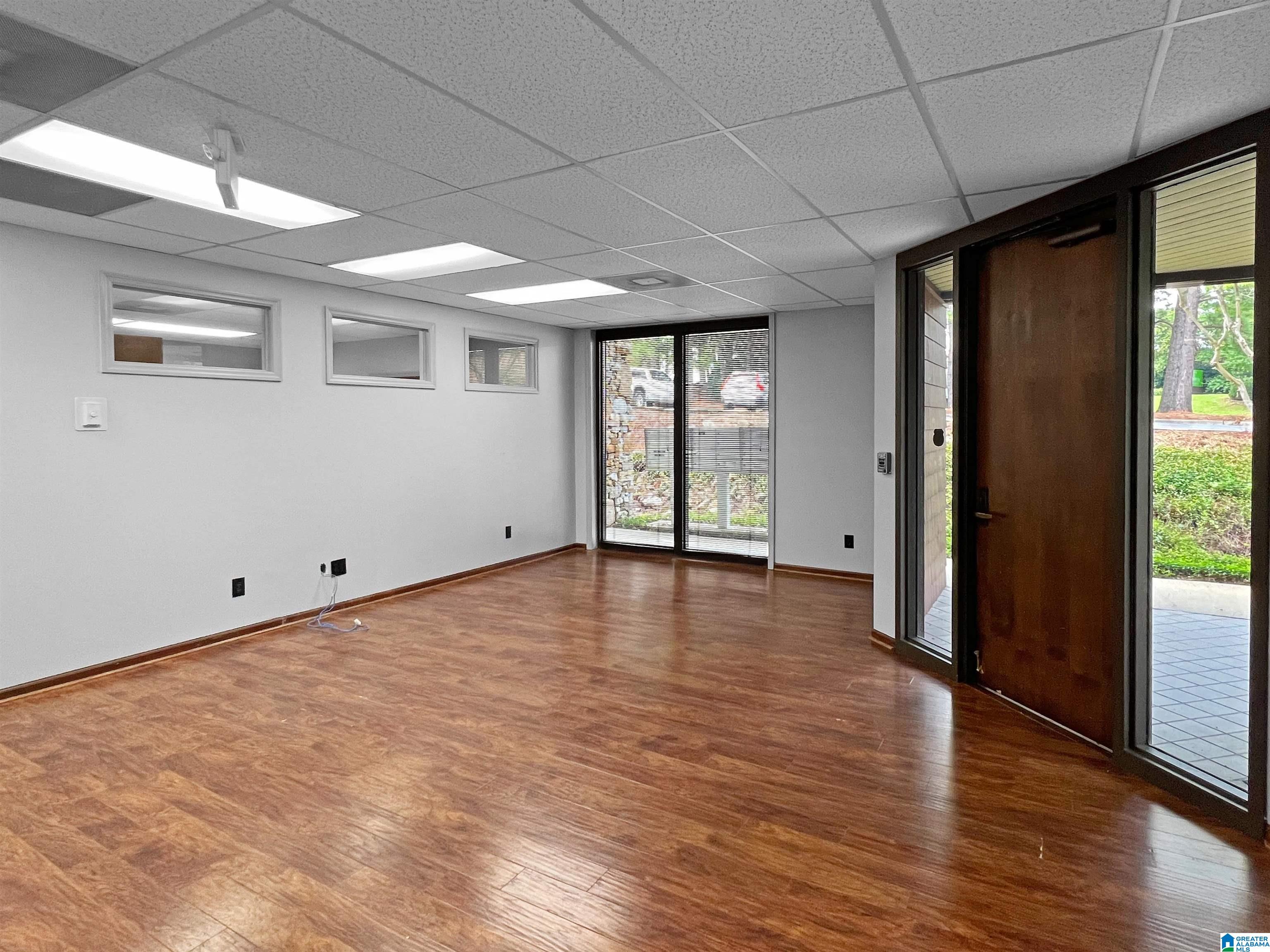 200 Cahaba Park Circle Property Photo 2