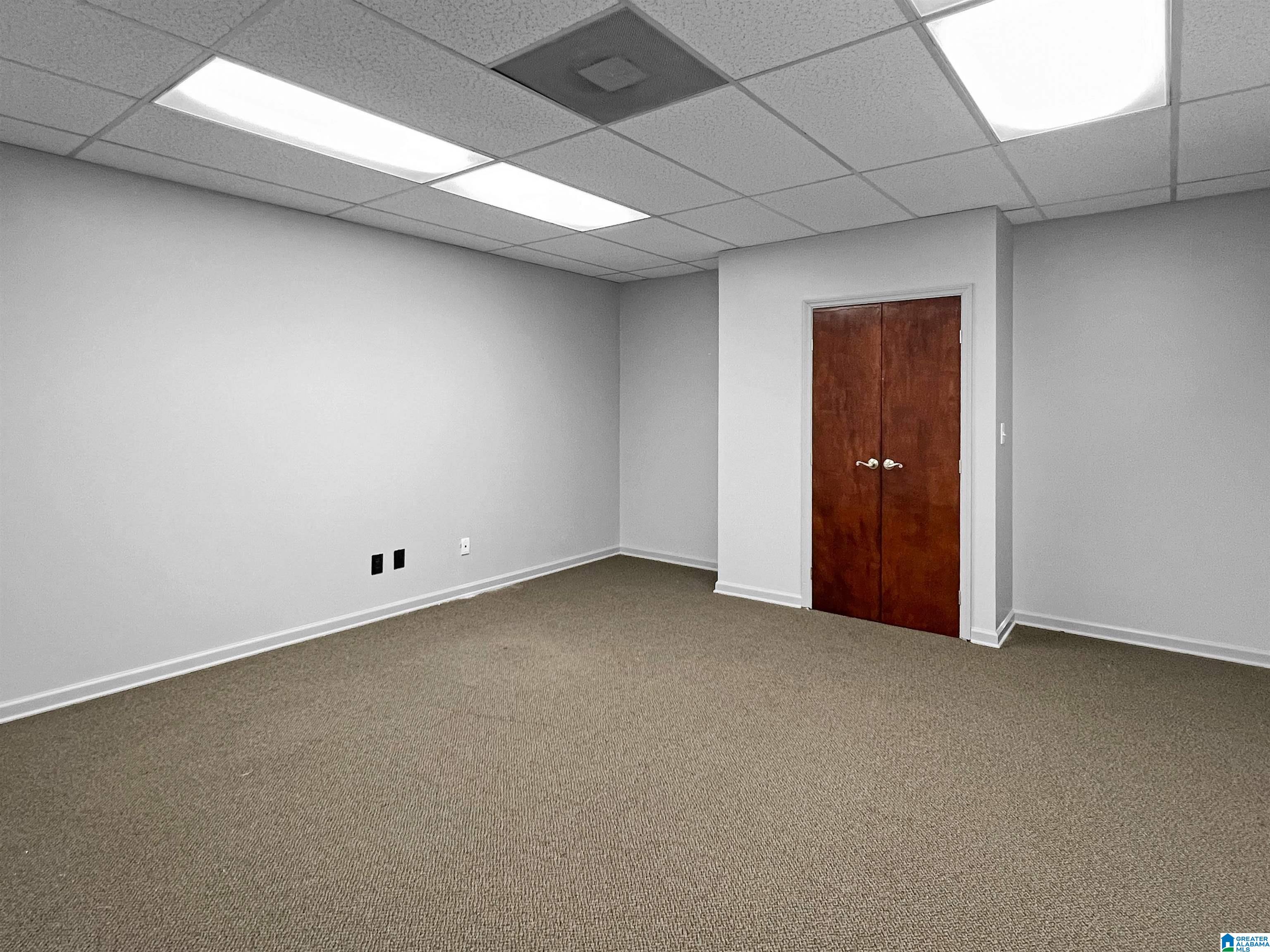 200 Cahaba Park Circle Property Photo 3