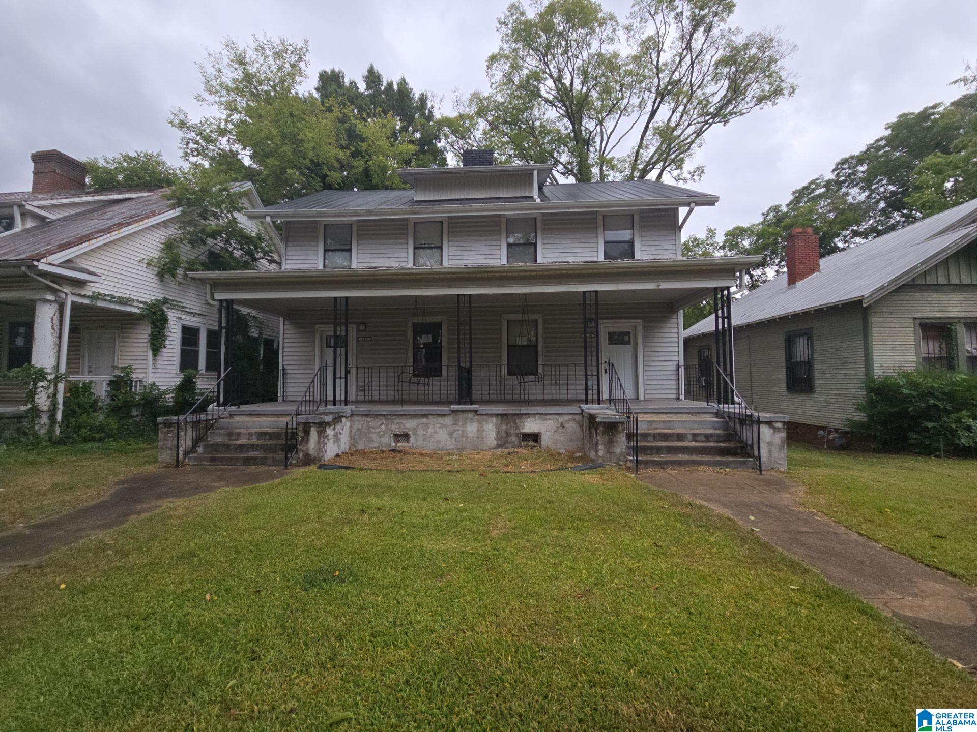 518 520 43rd Street Property Photo 1