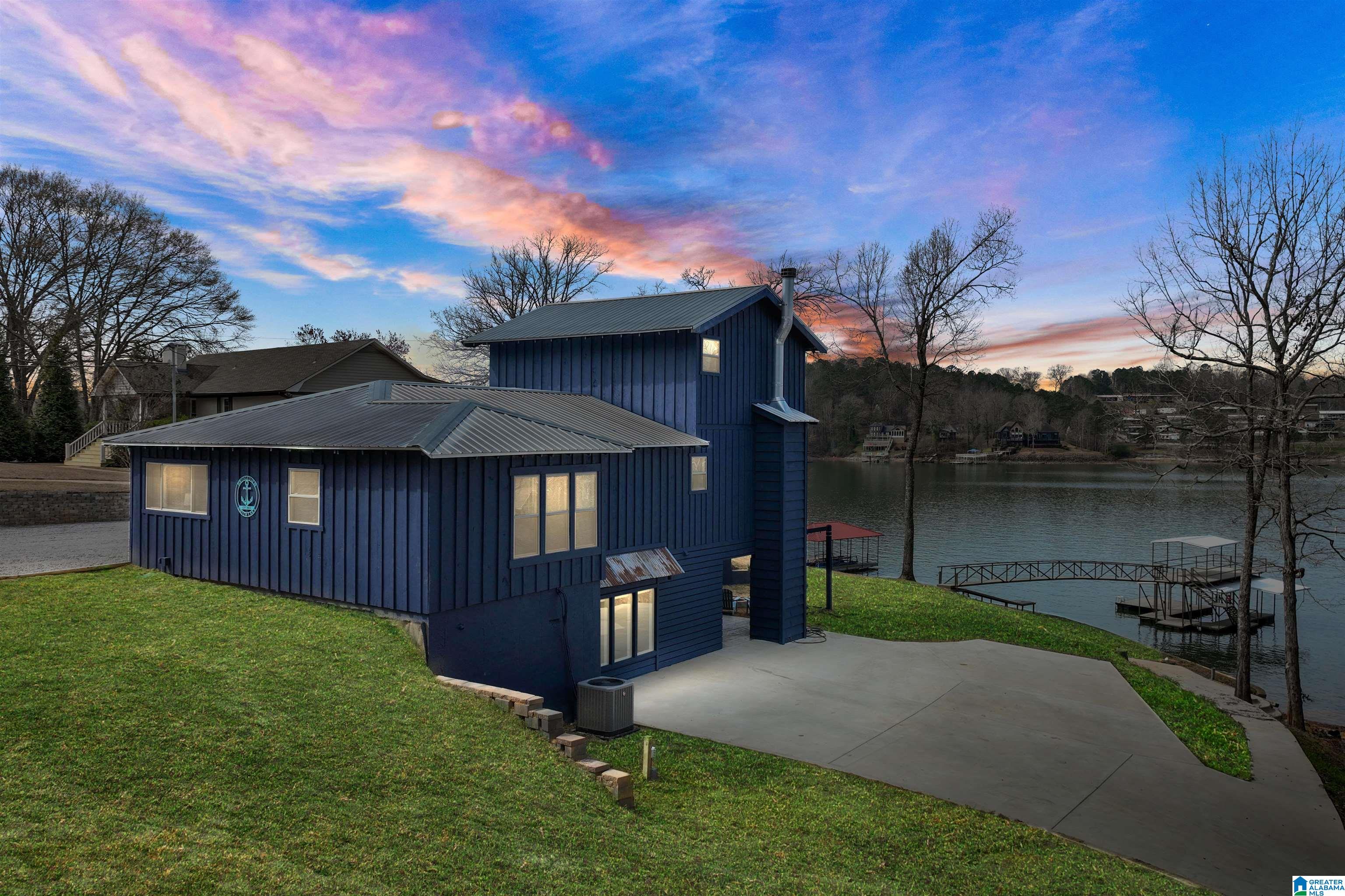 346 Bridgeview Drive Property Photo 1