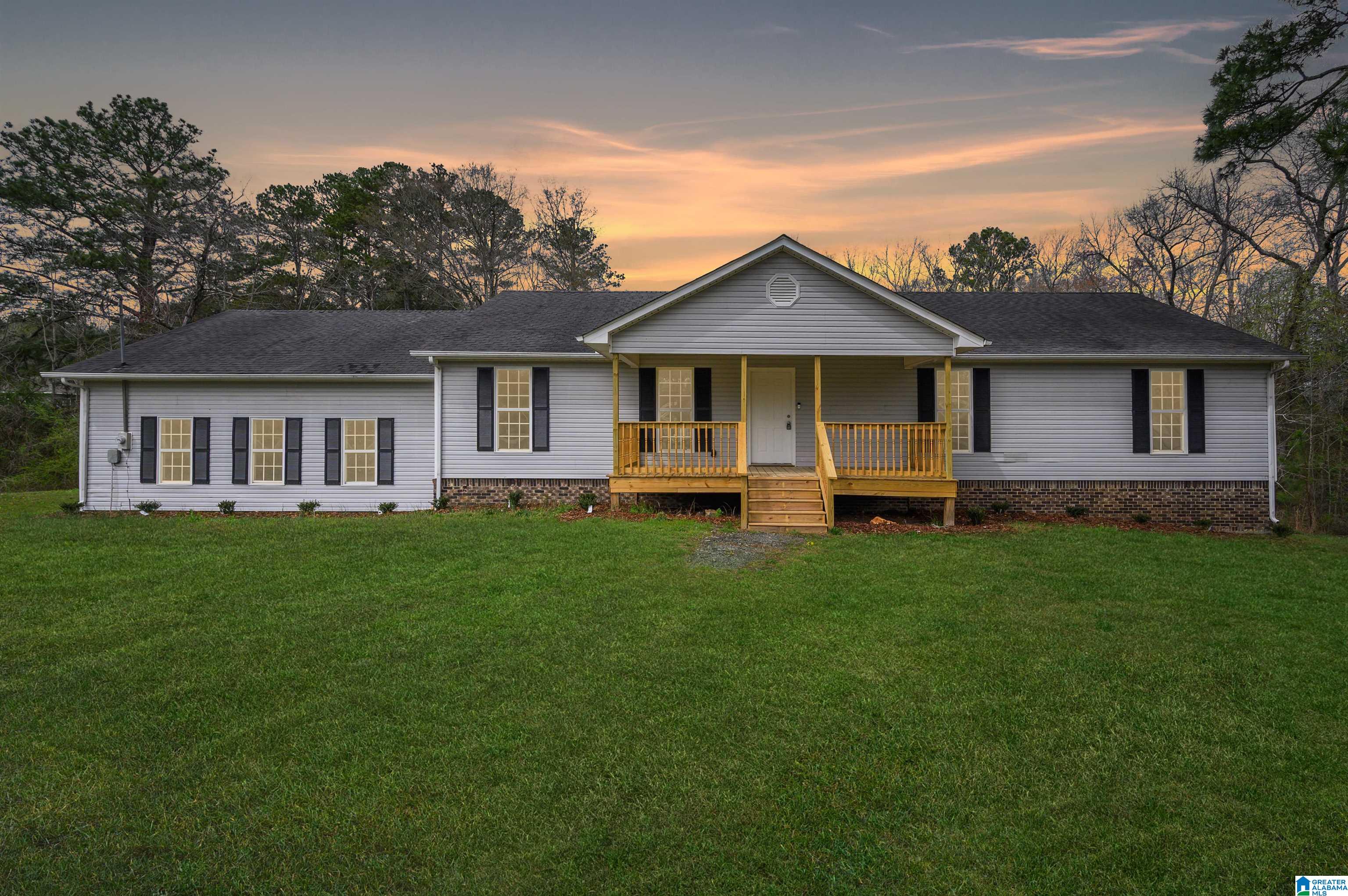 939 Refuge Road Property Photo 1