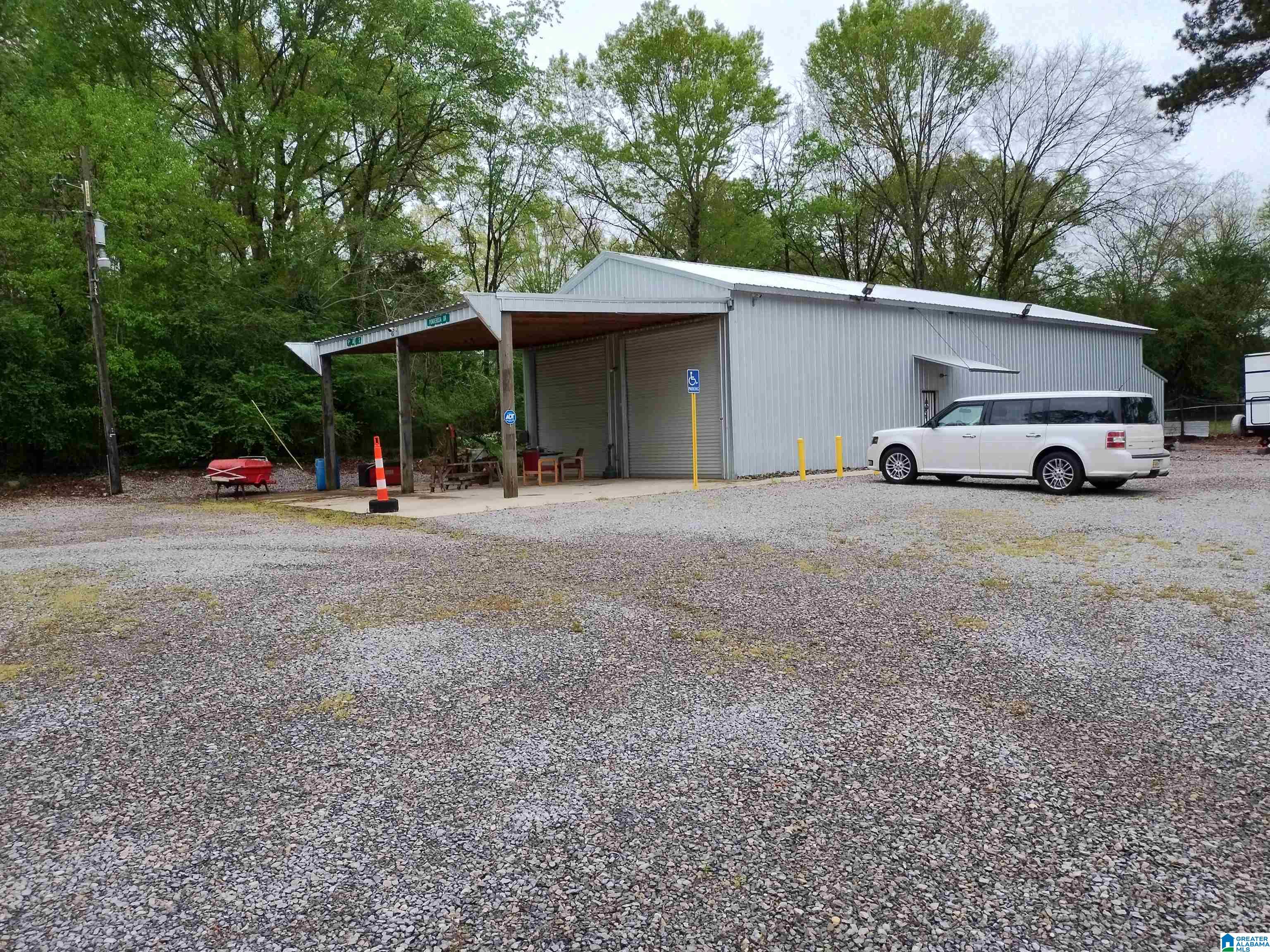5945 Mud Creek Road Property Photo