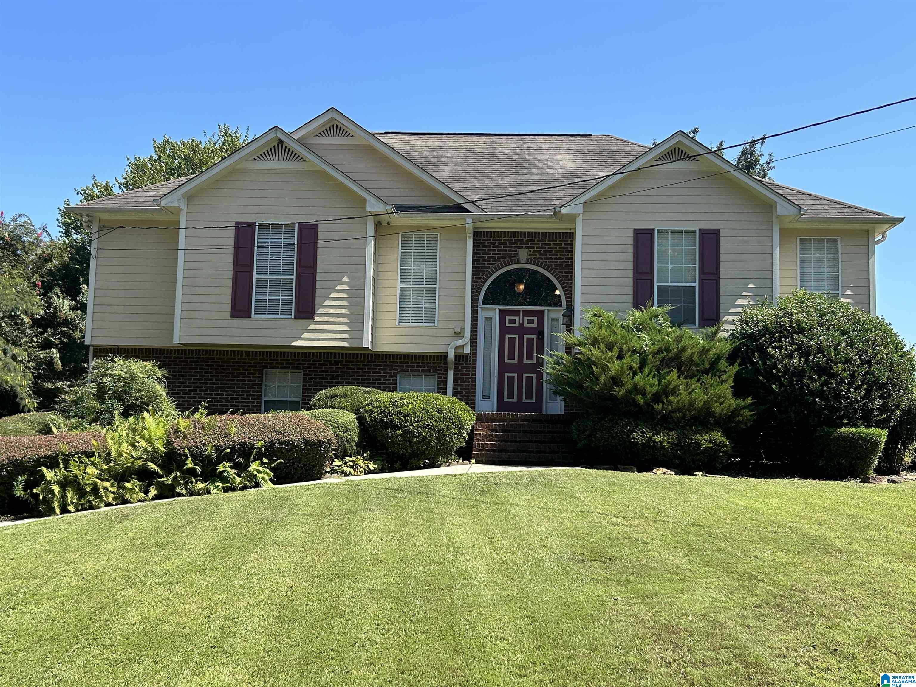 41 Woodland Ridge Road Property Photo