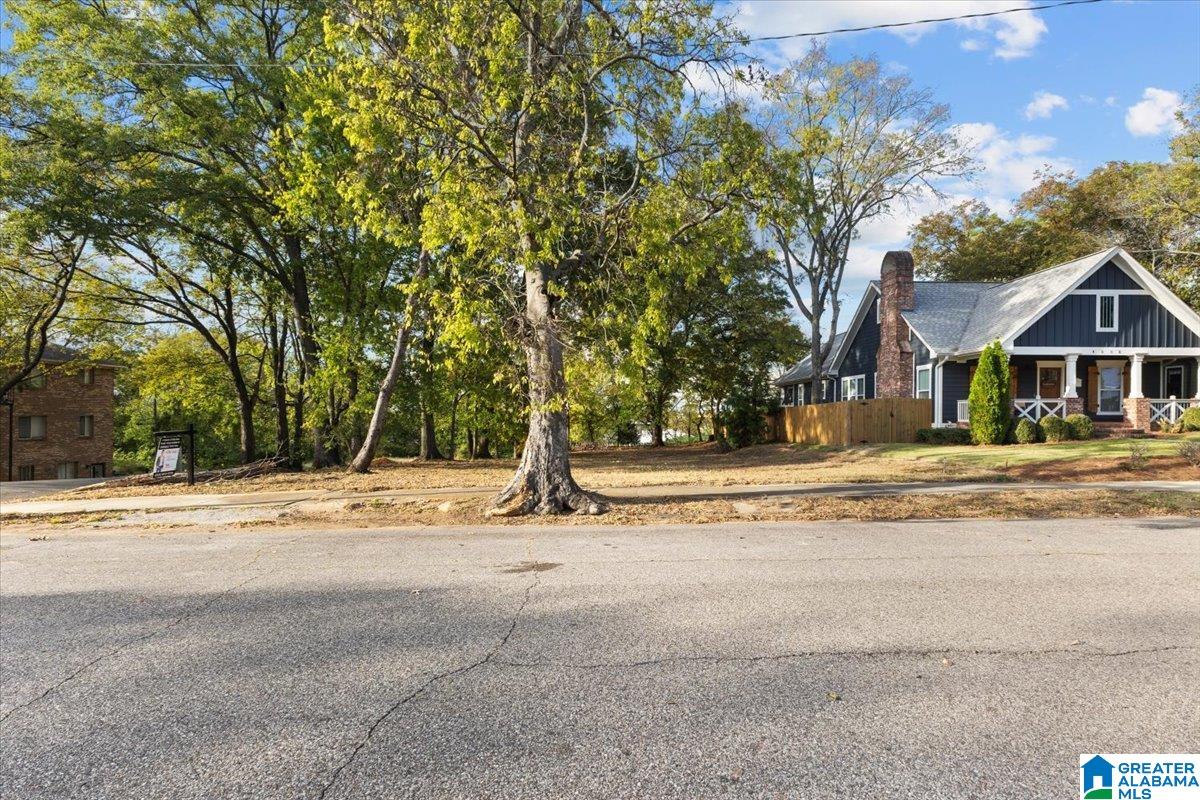 4312 S 2nd Avenue Property Photo