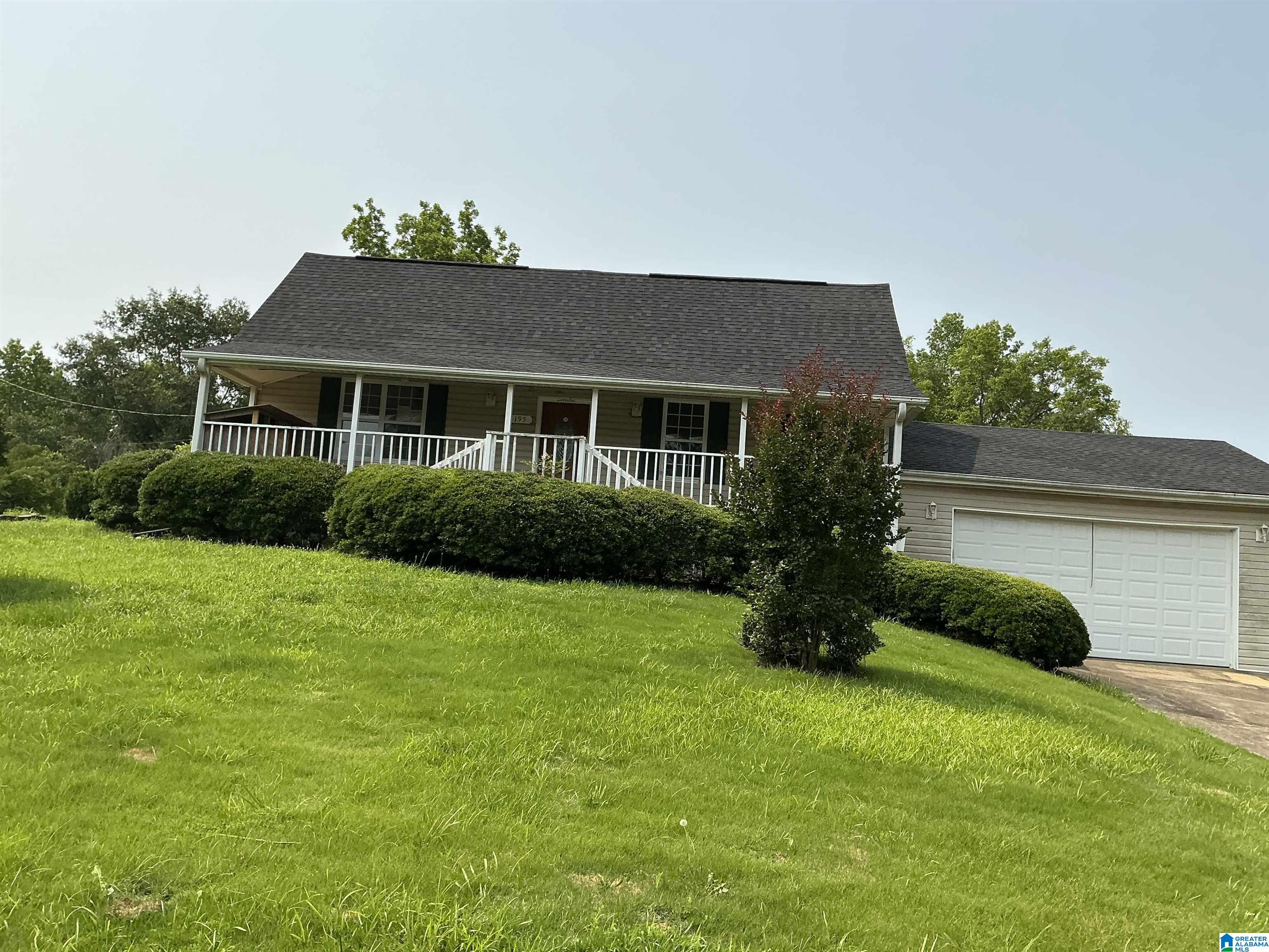 195 Bell Drive Property Photo 1