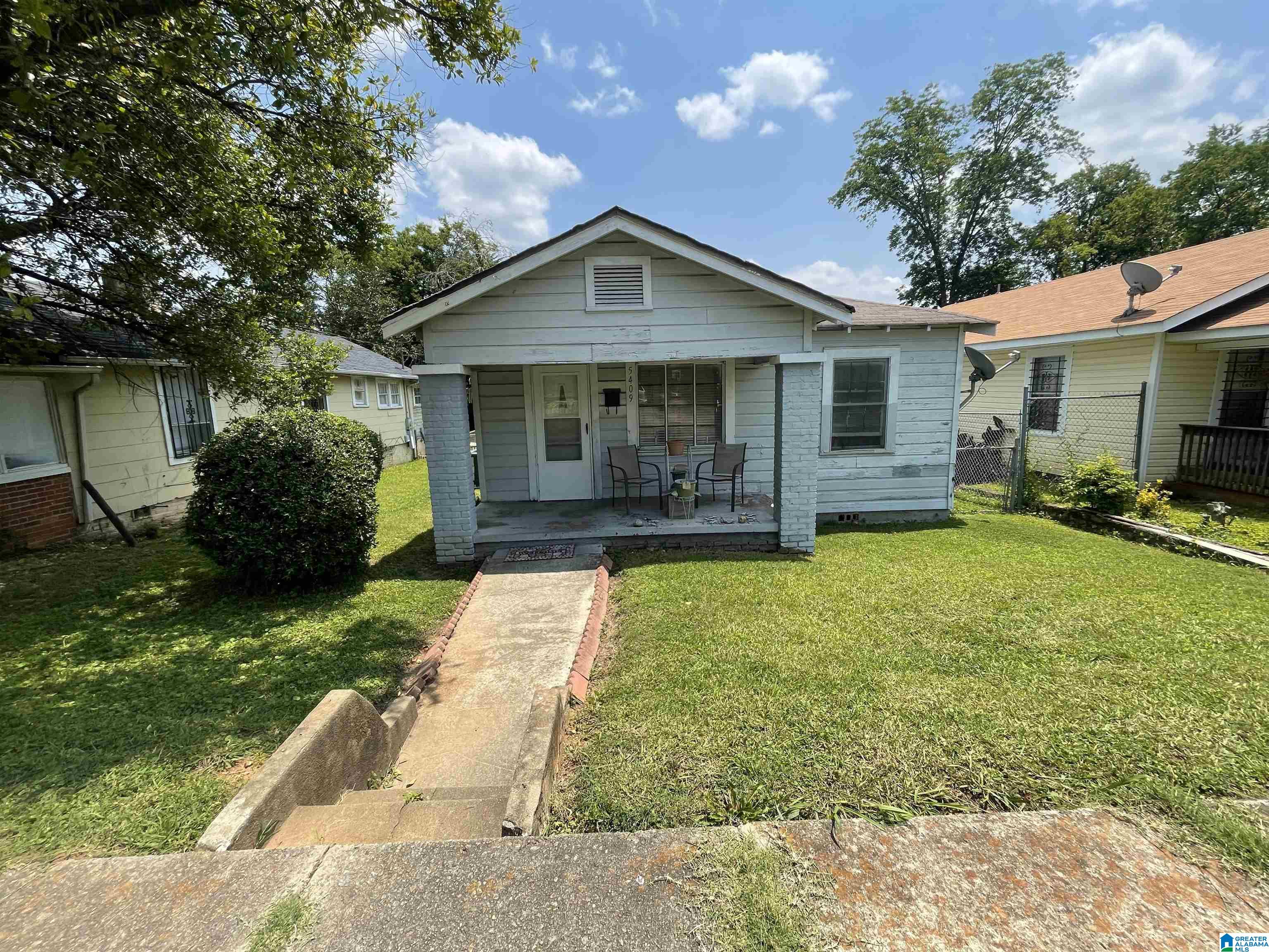 5409 Court G Property Photo 1