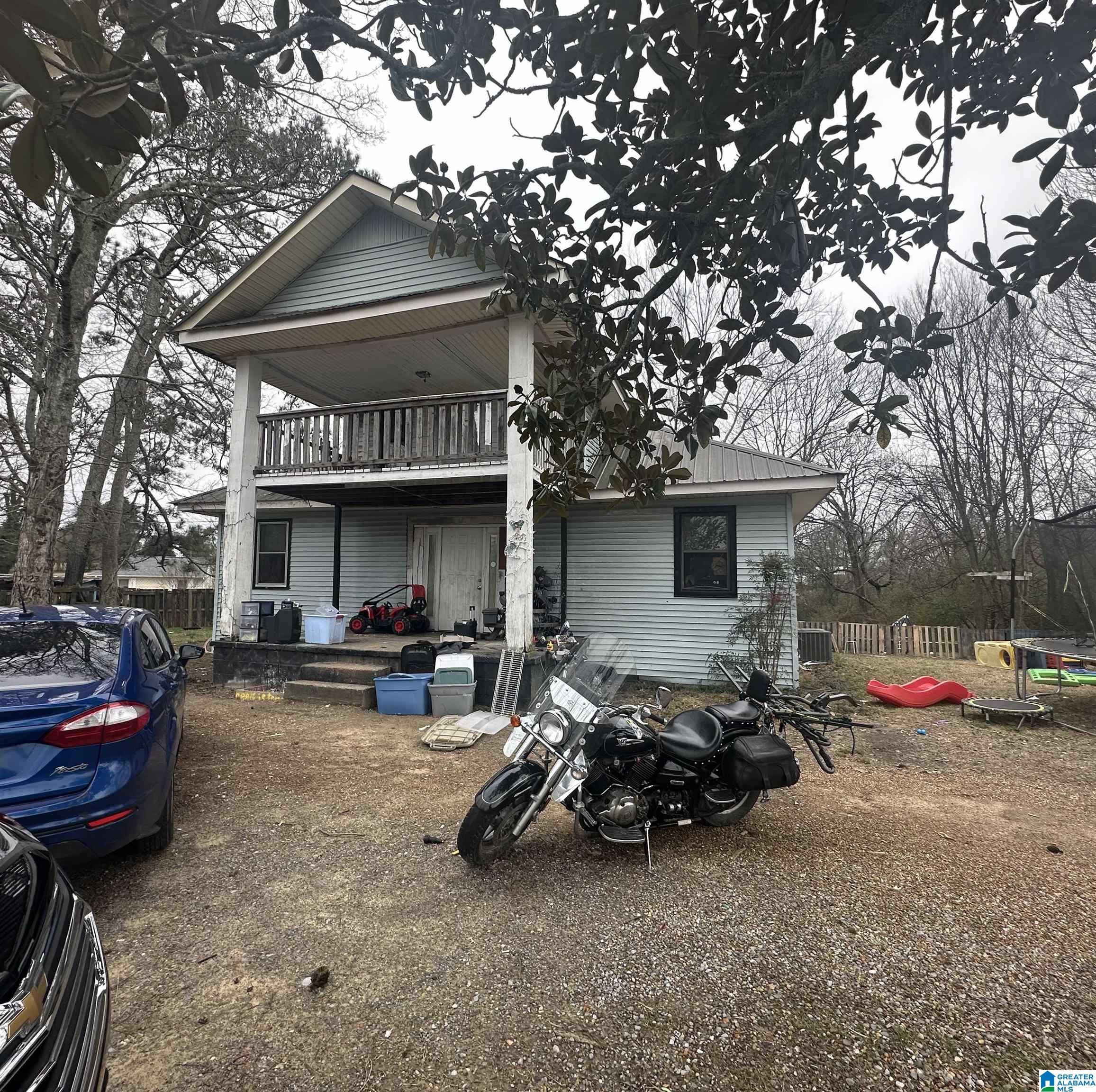 25 Rainbow Drive Property Photo 1