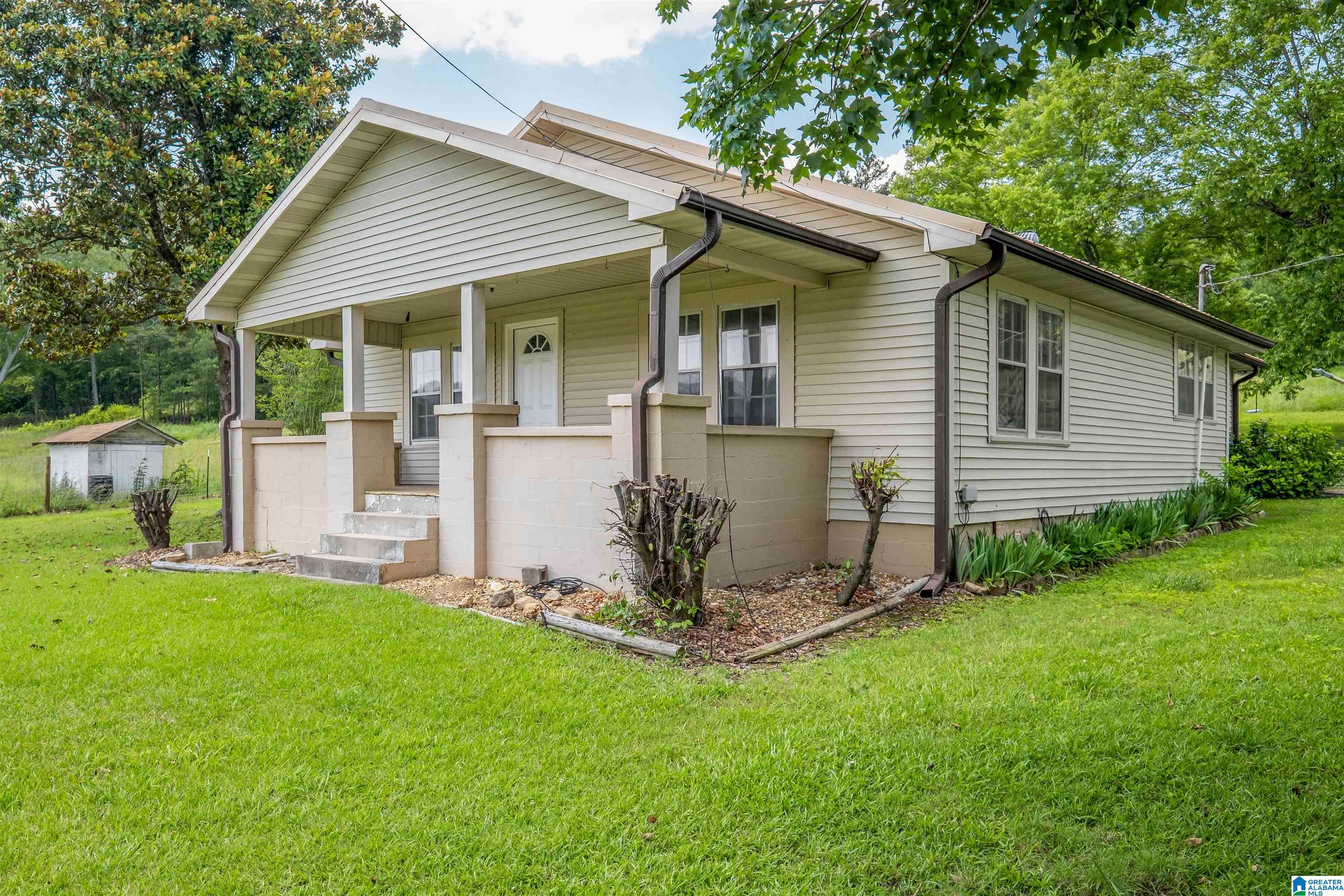 100 Crump Drive Property Photo 1