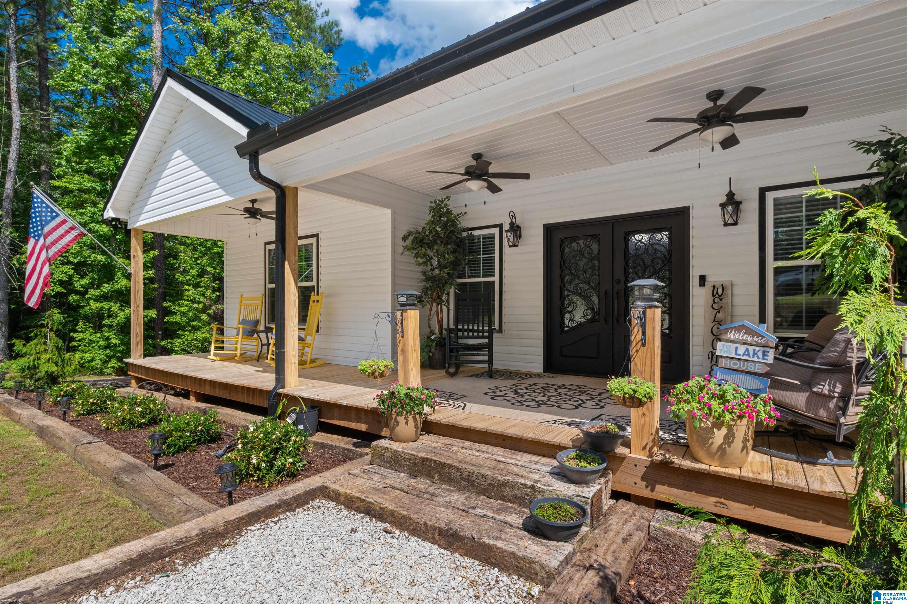 64 Fishermans Cove Property Photo 1