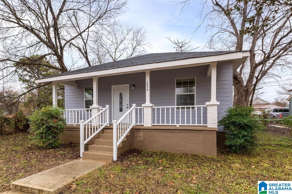 2030 Levert Street Ne Property Photo 1