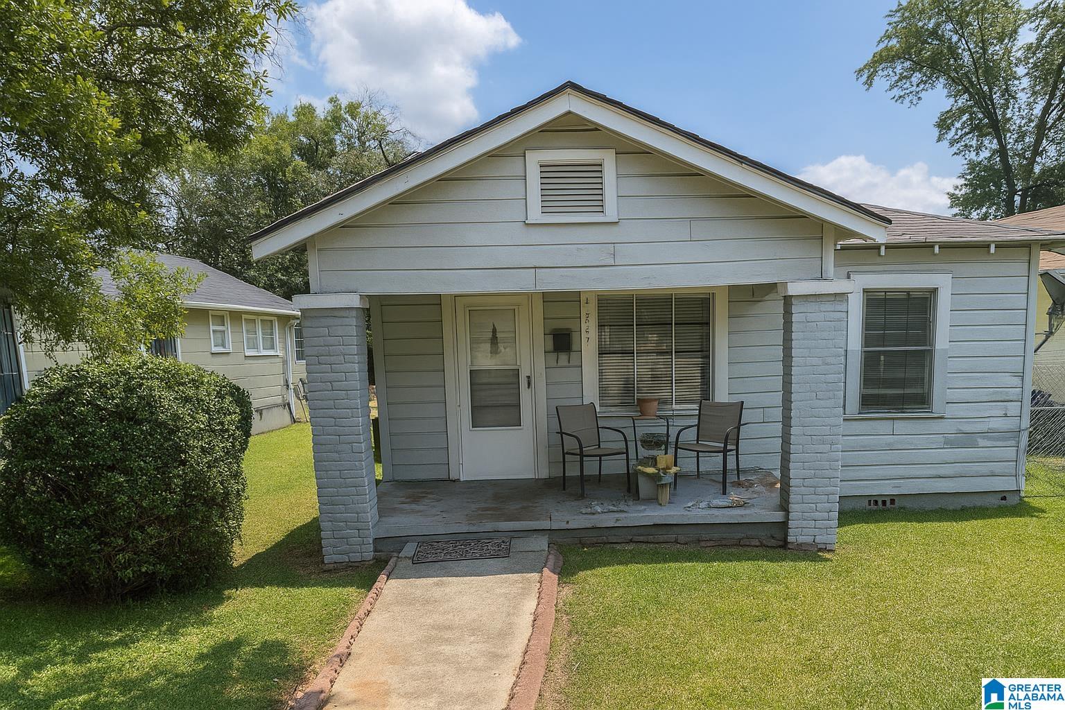 5409 Court G Property Photo 1