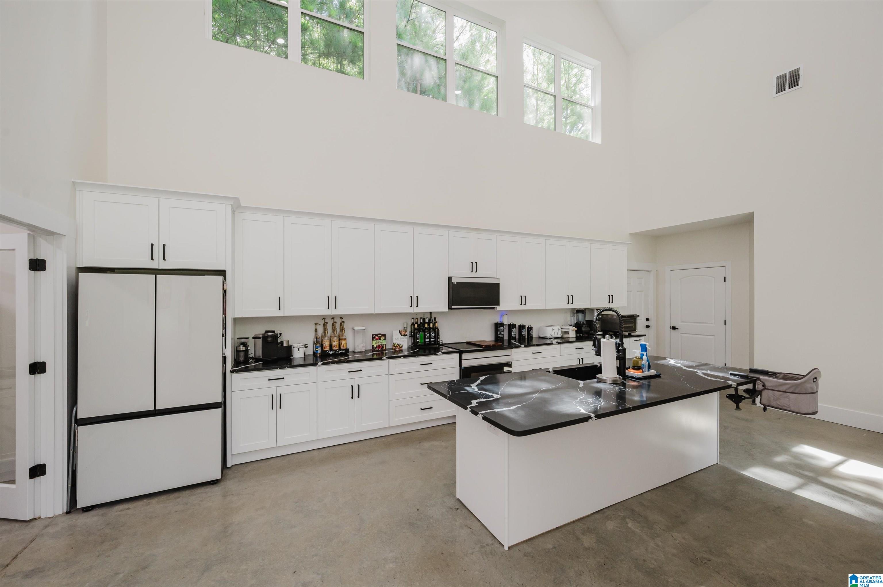 205 Barker Drive Property Photo 8