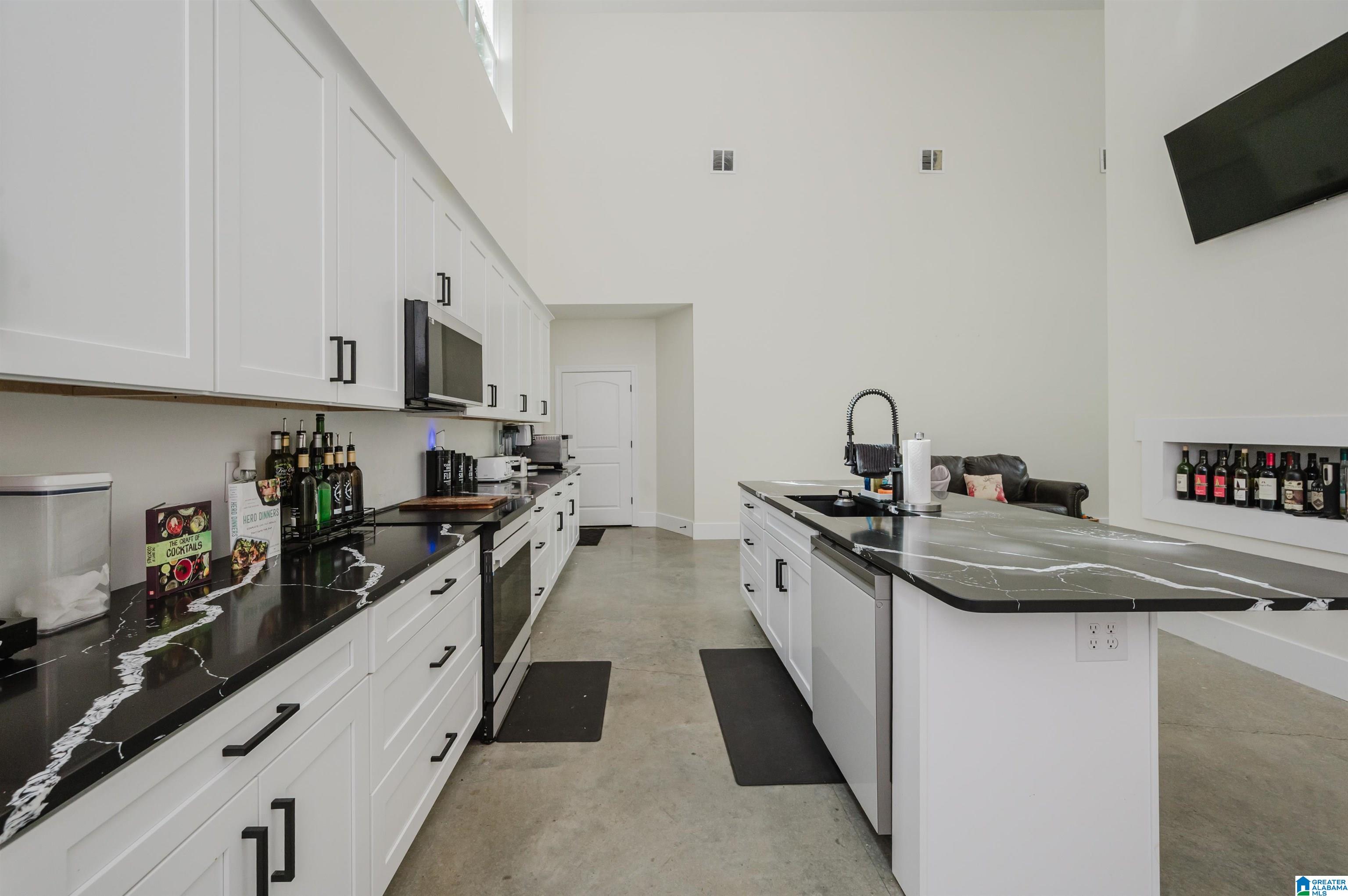 205 Barker Drive Property Photo 13