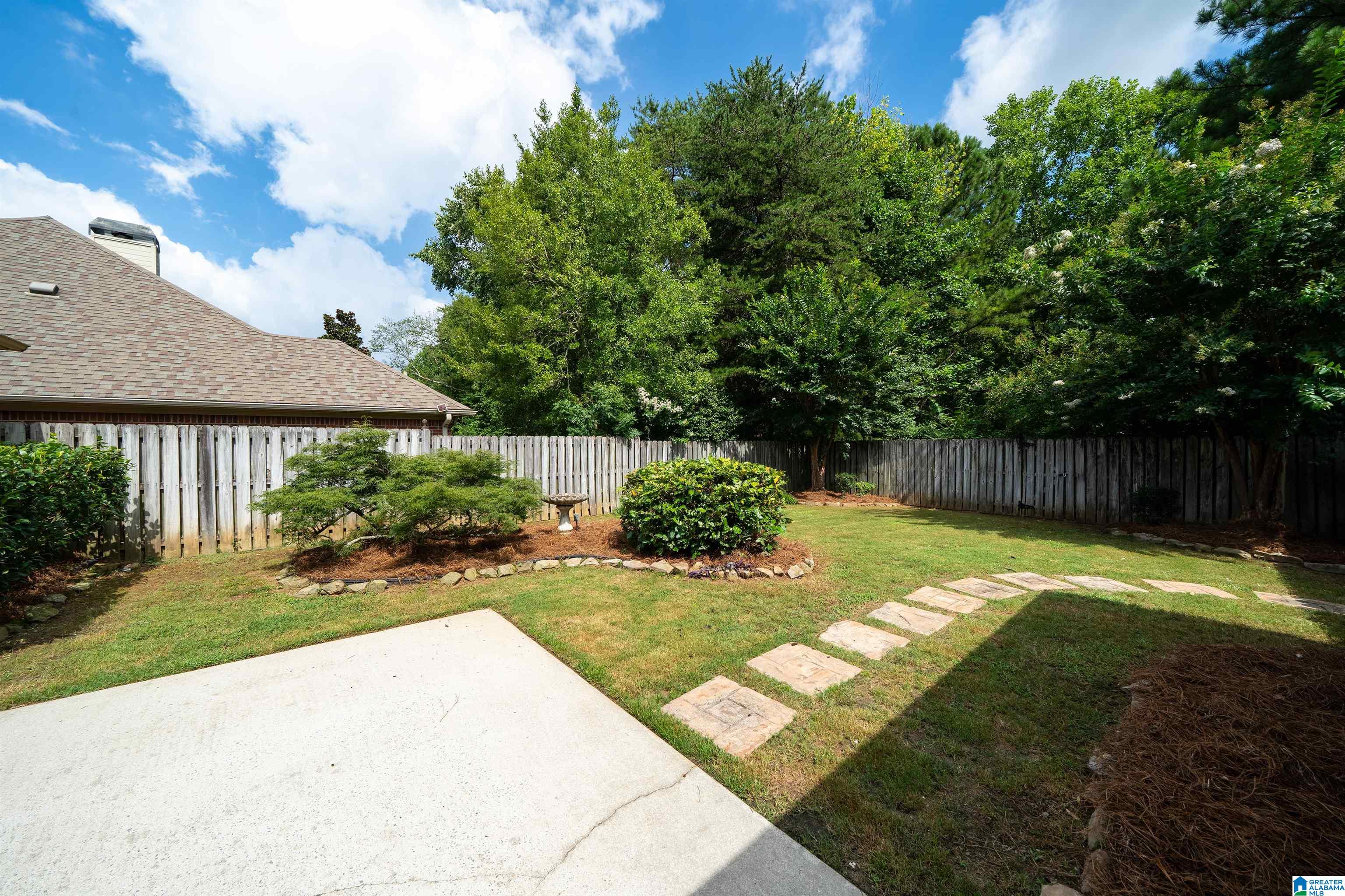 348 Amherst Drive Property Photo 24