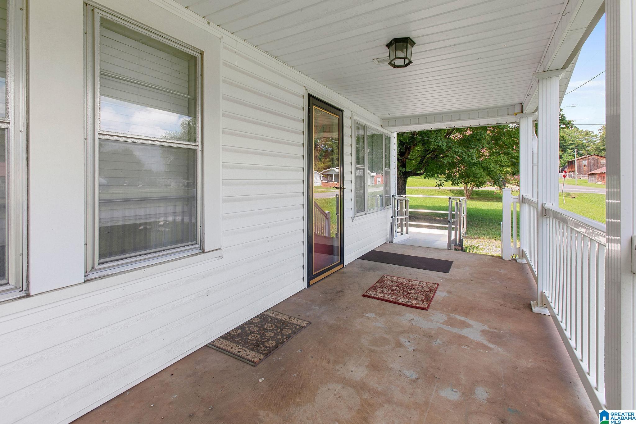 2106 Adams Street Property Photo 5