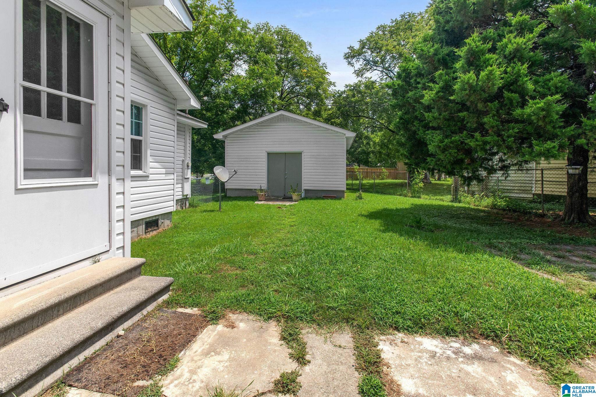 2106 Adams Street Property Photo 24