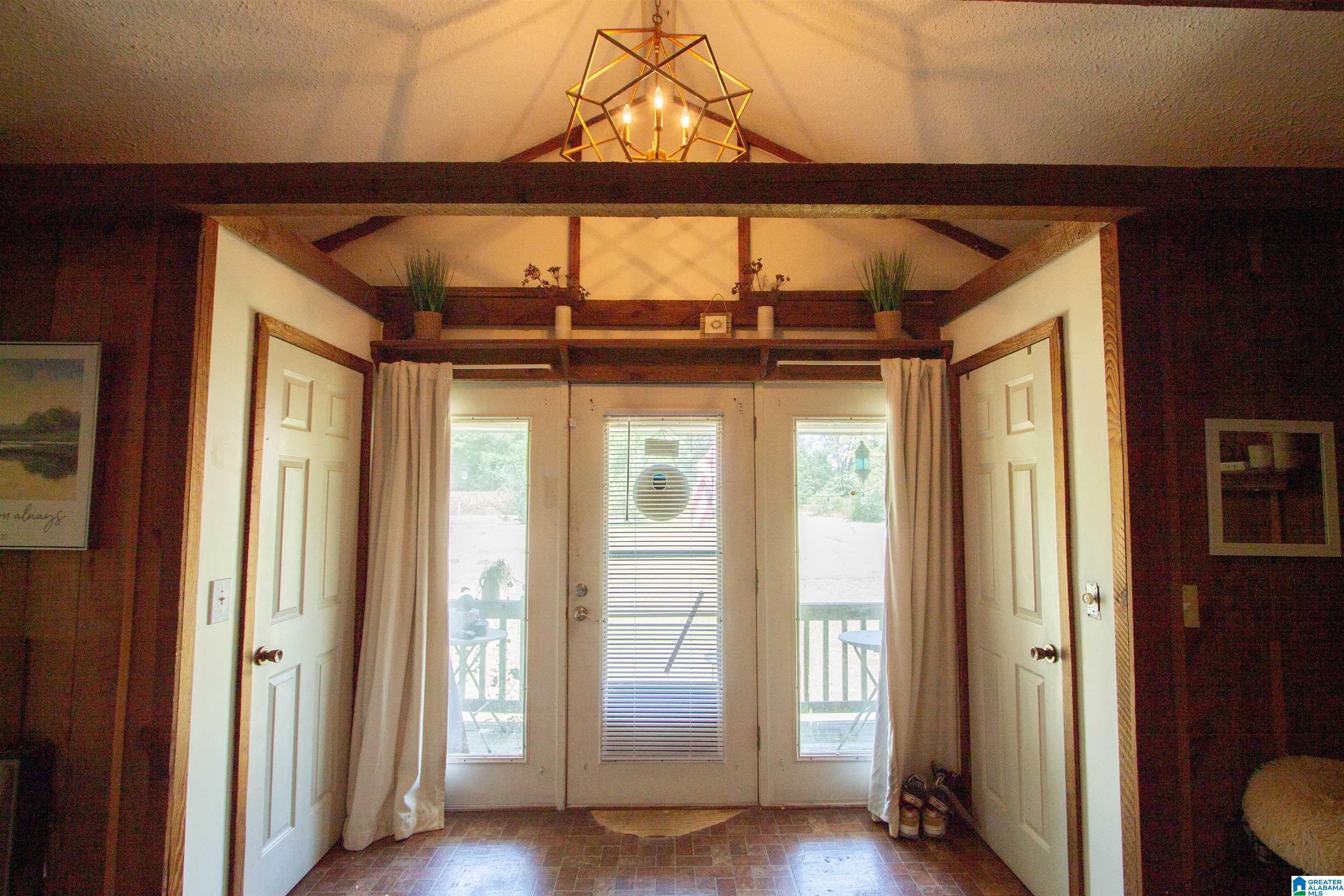 34 Raley Street Property Photo 8