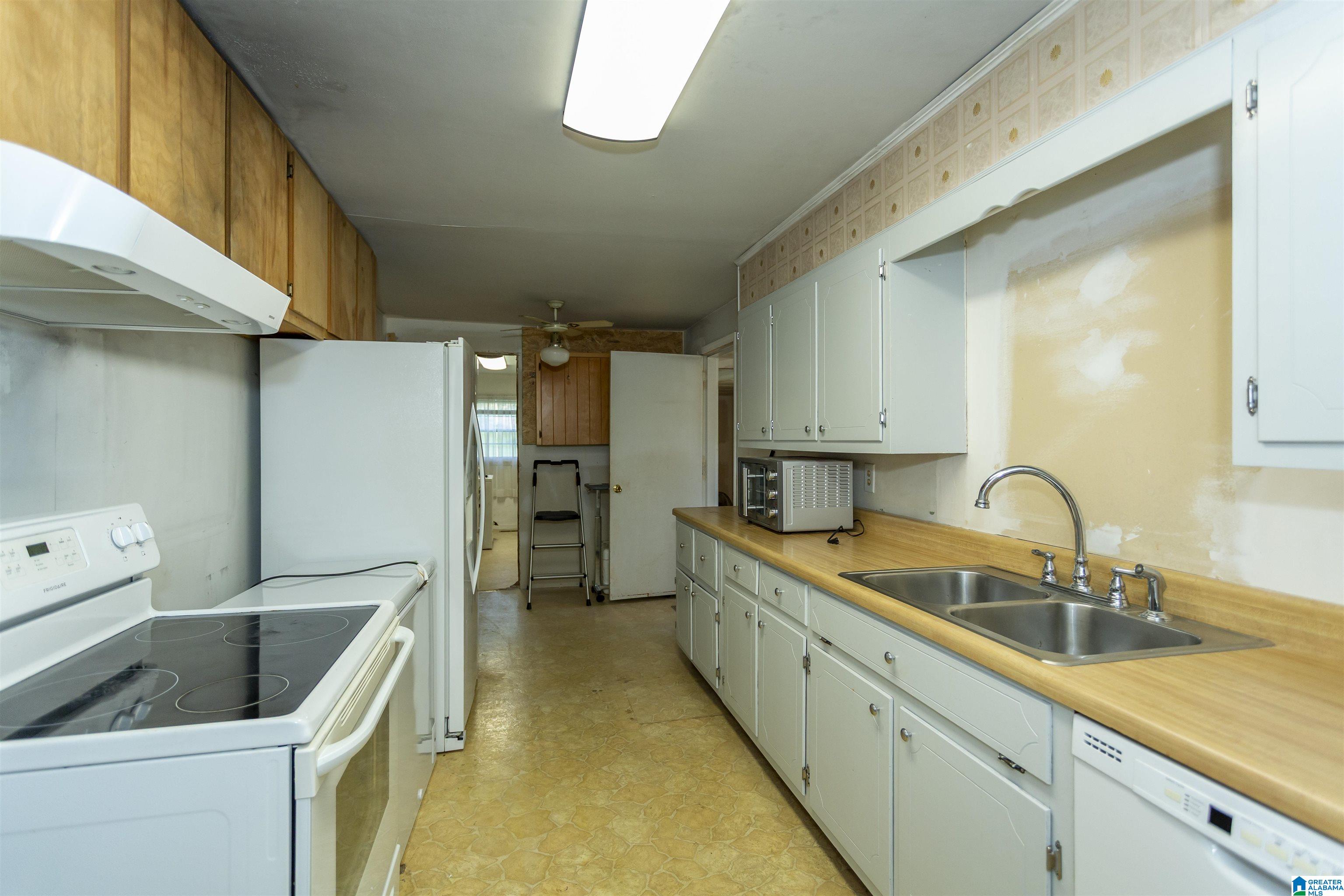 1533 1st Street Se Property Photo 11