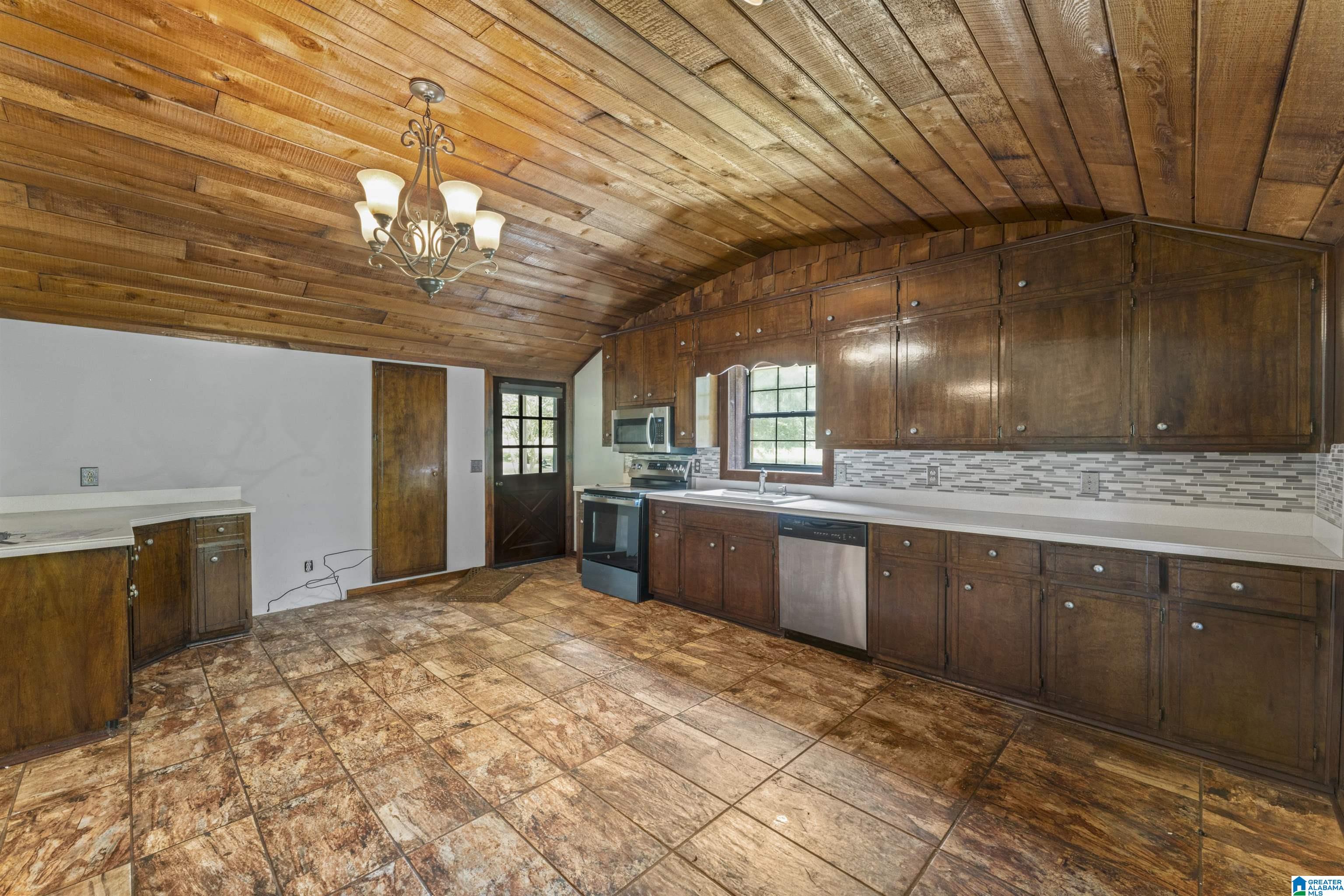 270 Myers Road Property Photo 5