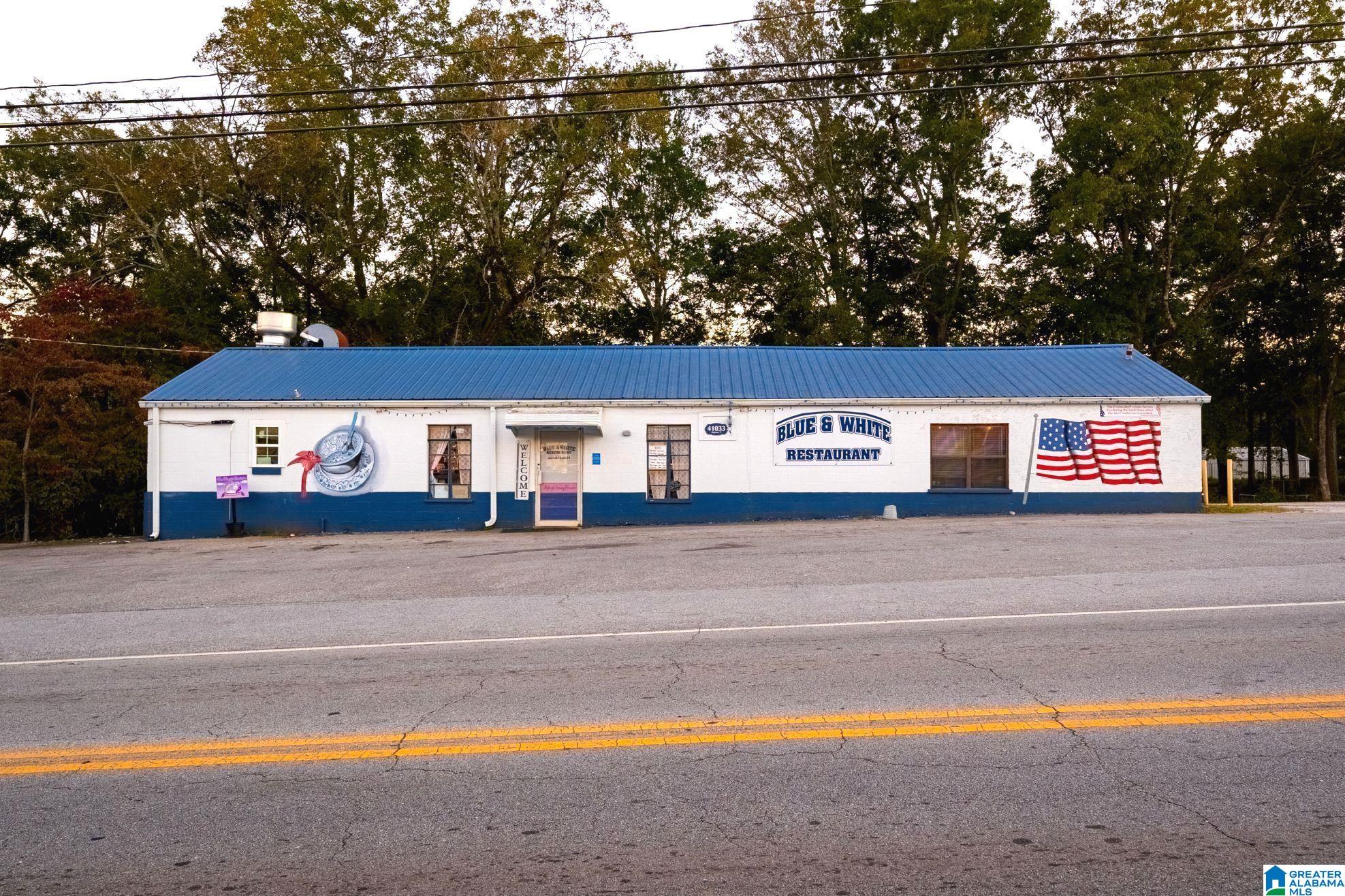 41033 Highway 77 Property Photo 1