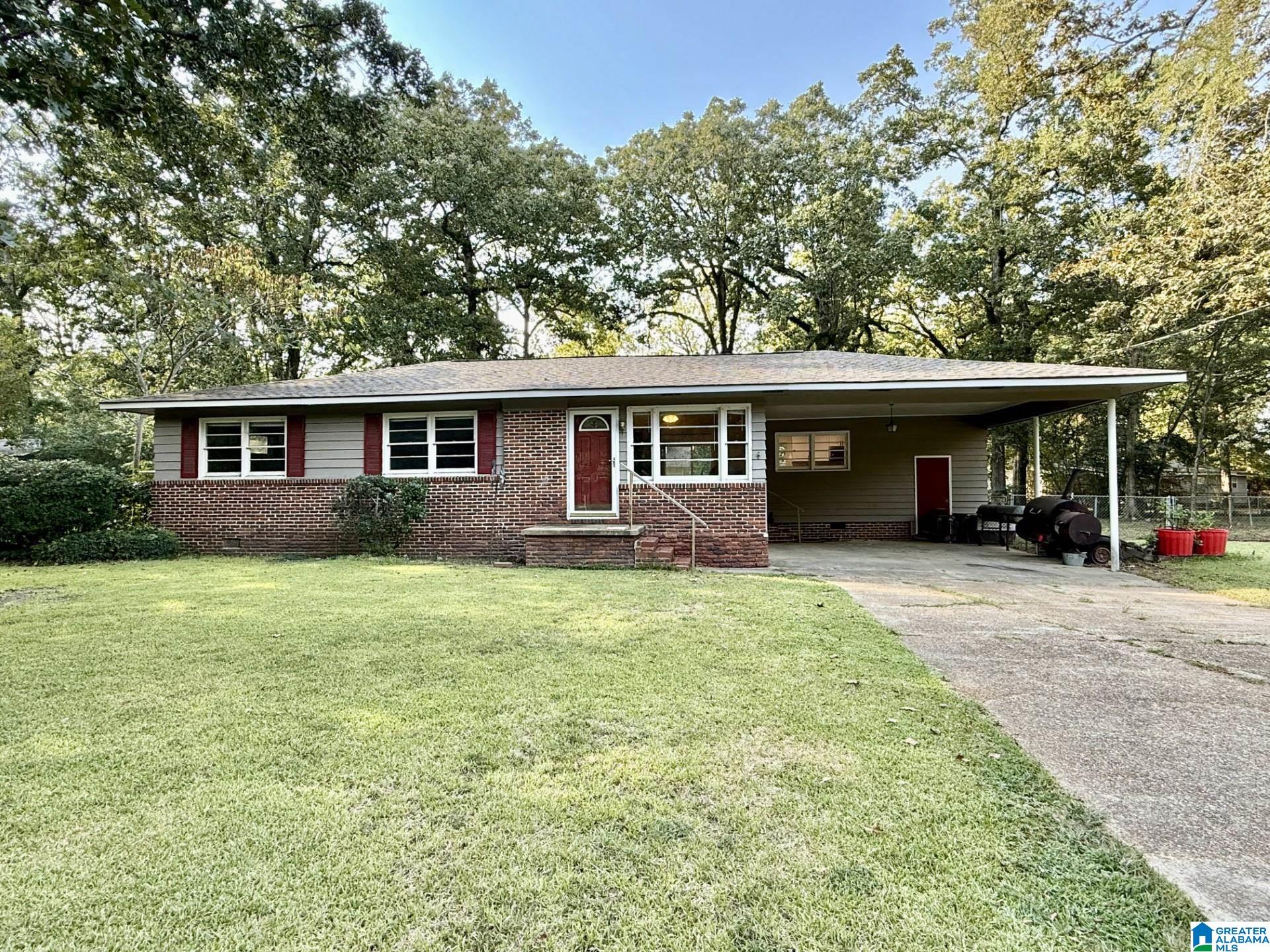 1704 MAPLE LEAF DRIVE