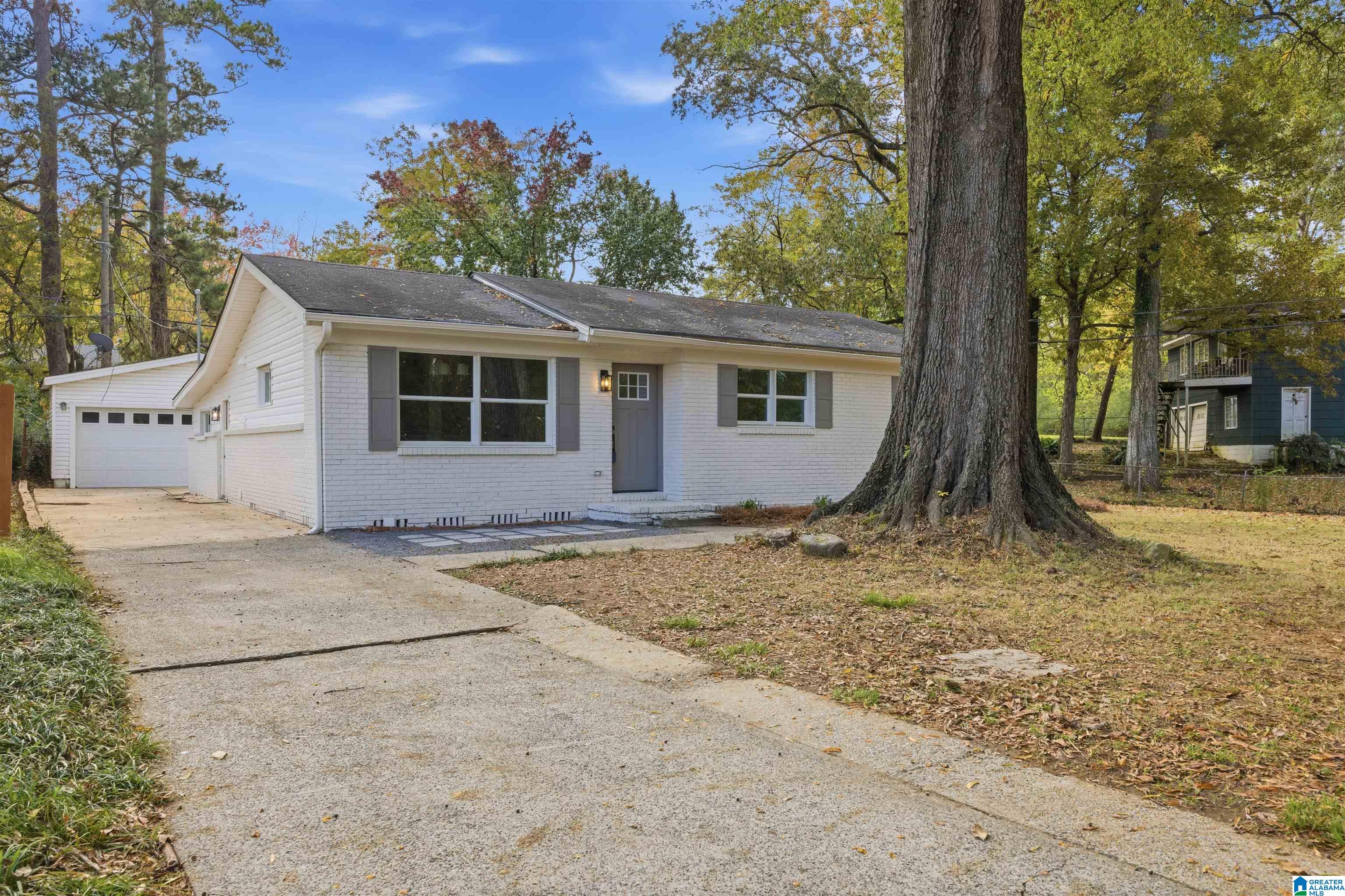 1005 Queensbury Road Property Photo 1