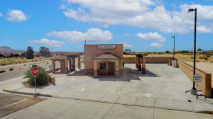 10624 Loop Boulevard Property Photo 2