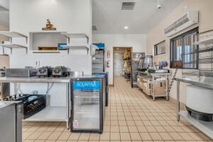 10624 Loop Boulevard Property Photo 15