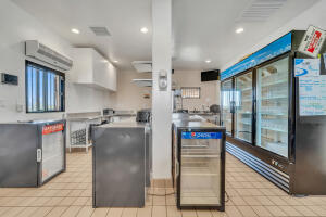 10624 Loop Boulevard Property Photo 18