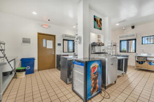 10624 Loop Boulevard Property Photo 20