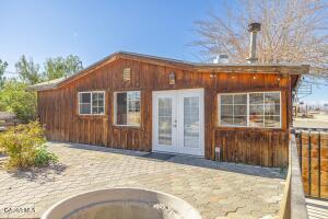 12822 Pearblossom Highway Property Photo 3