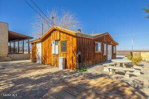 12822 Pearblossom Highway Property Photo 4