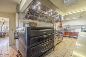 12822 Pearblossom Highway Property Photo 16
